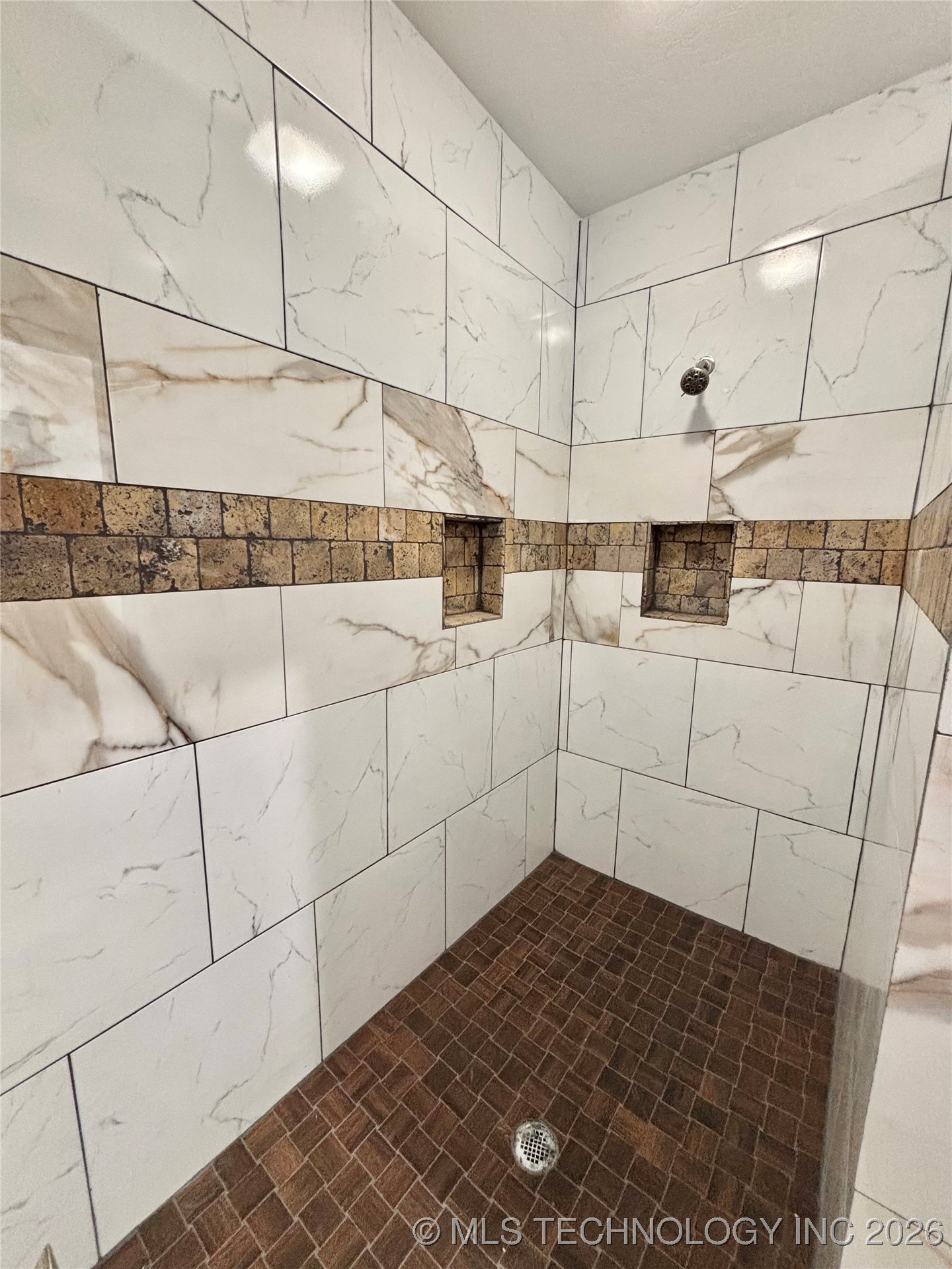 609 N C Street Property Photo 15