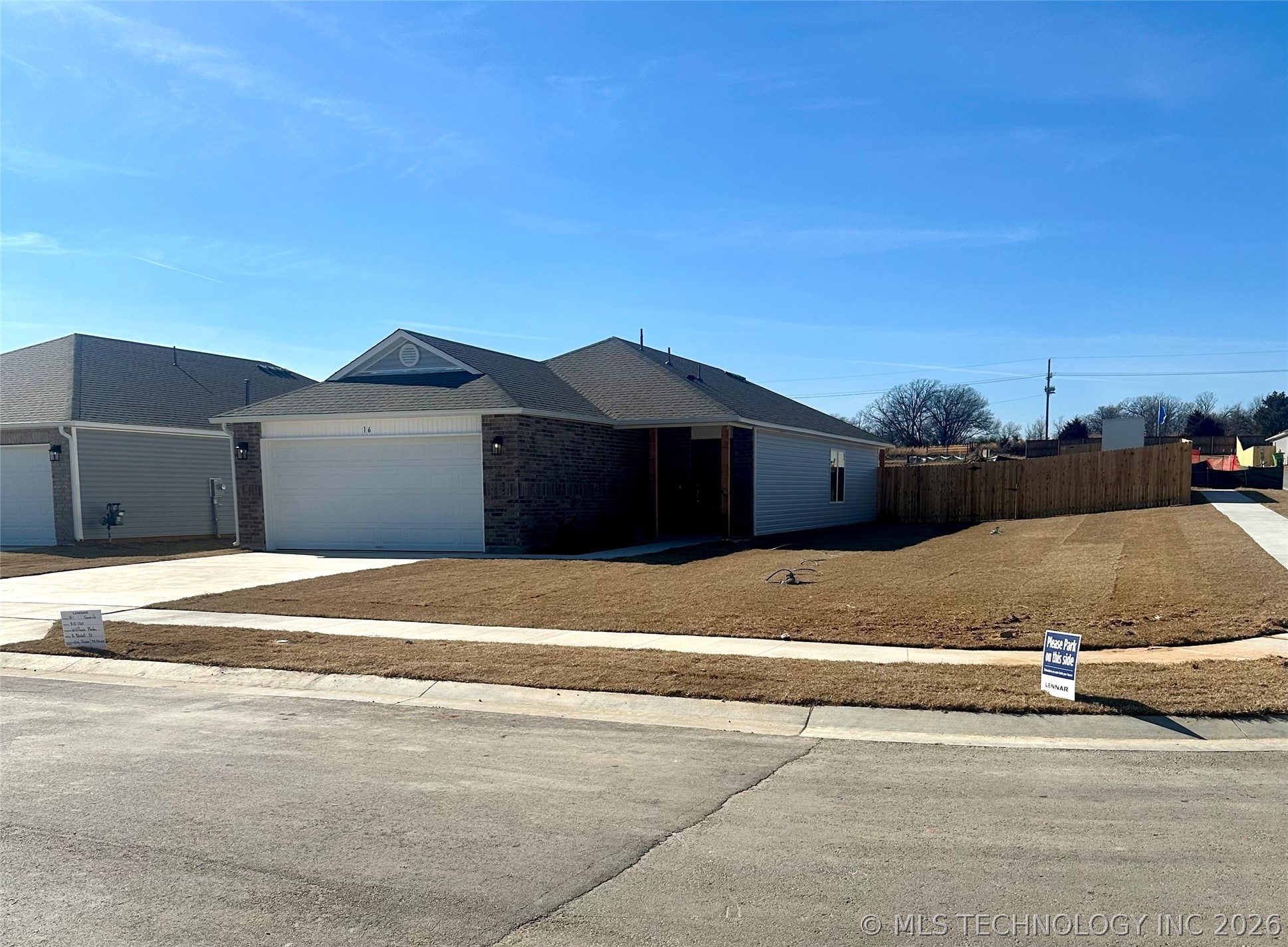 16 Blue Bell Street Property Photo 2