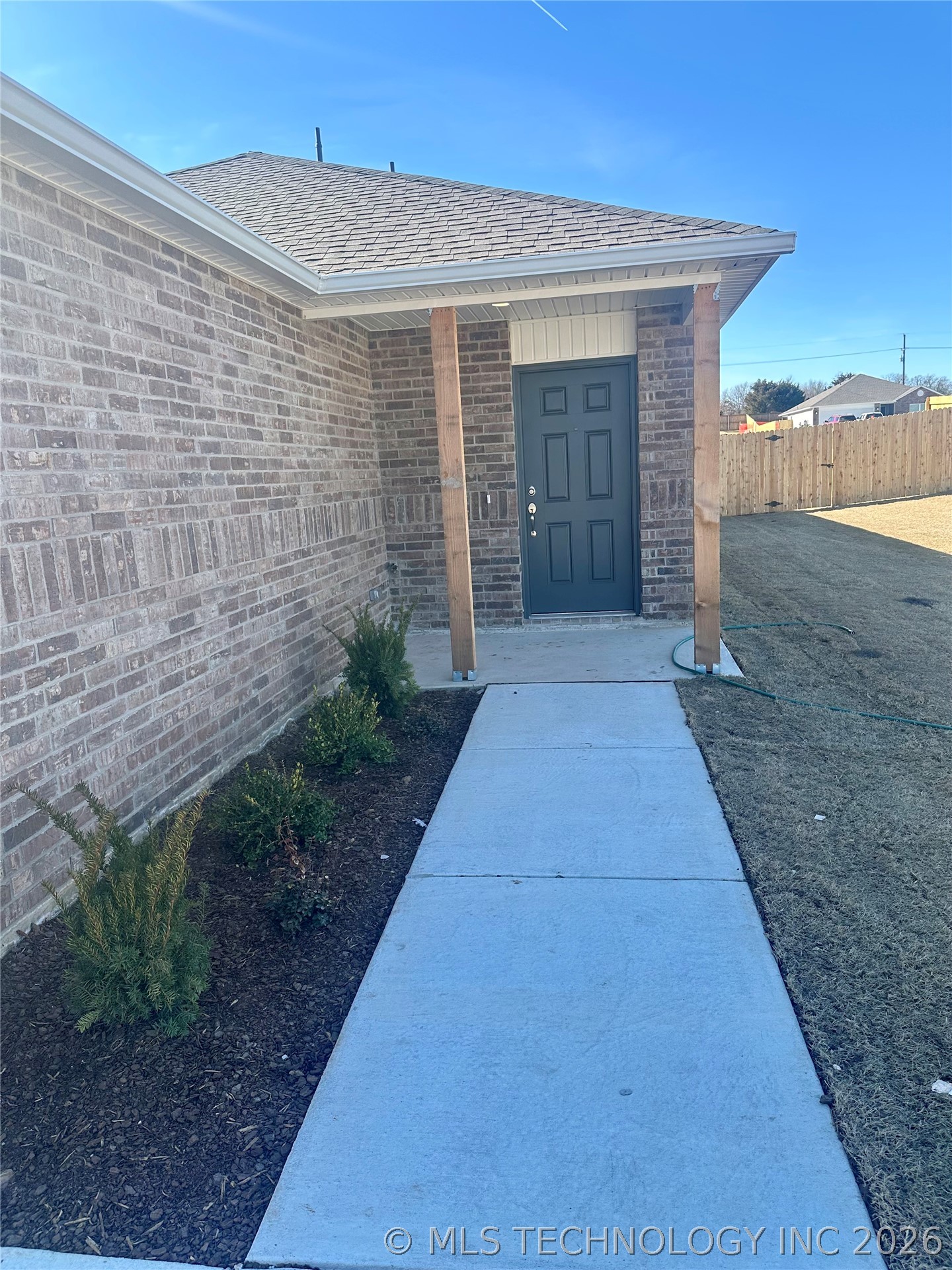 16 Blue Bell Street Property Photo 3