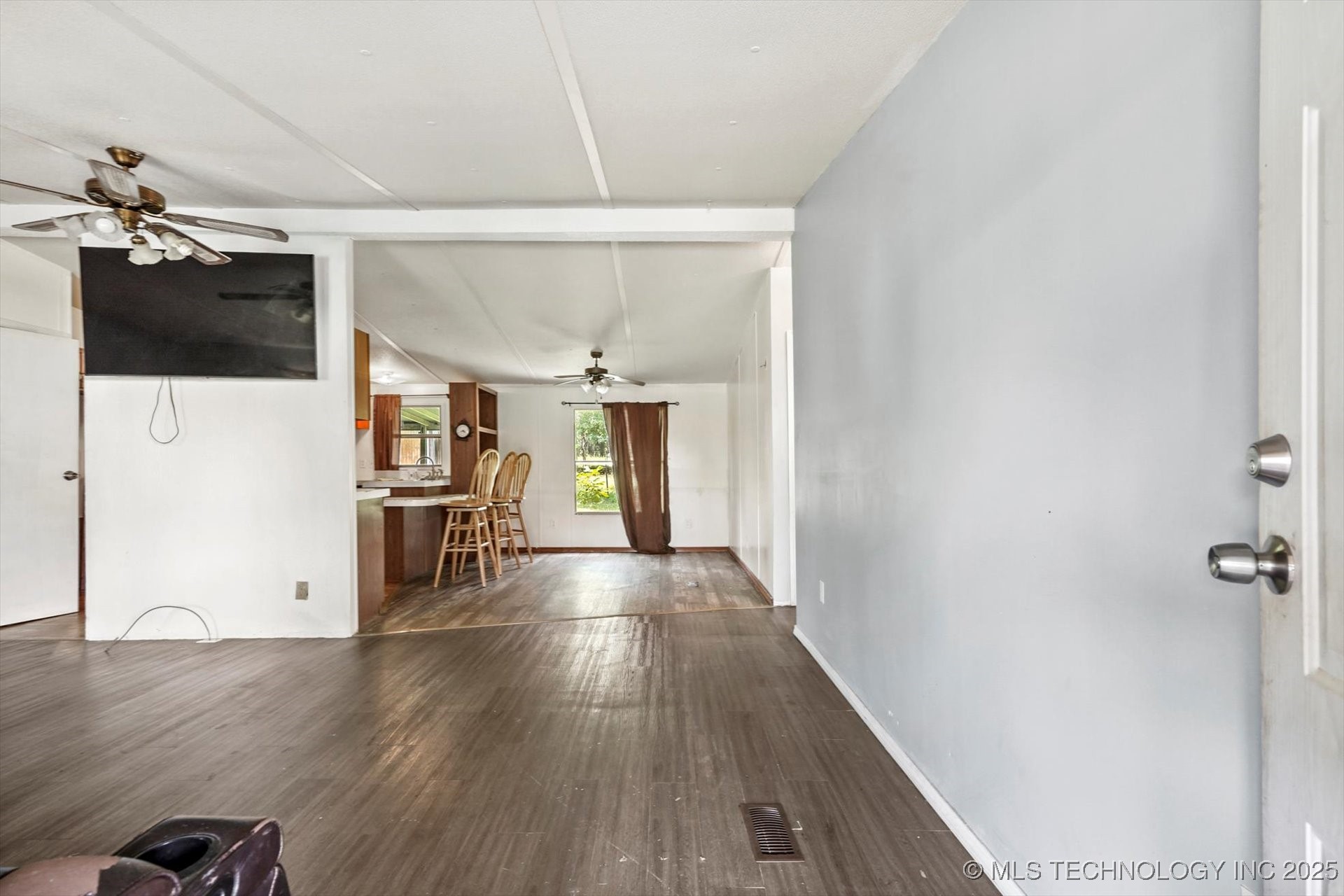 22165 W Hickory Drive Property Photo 5