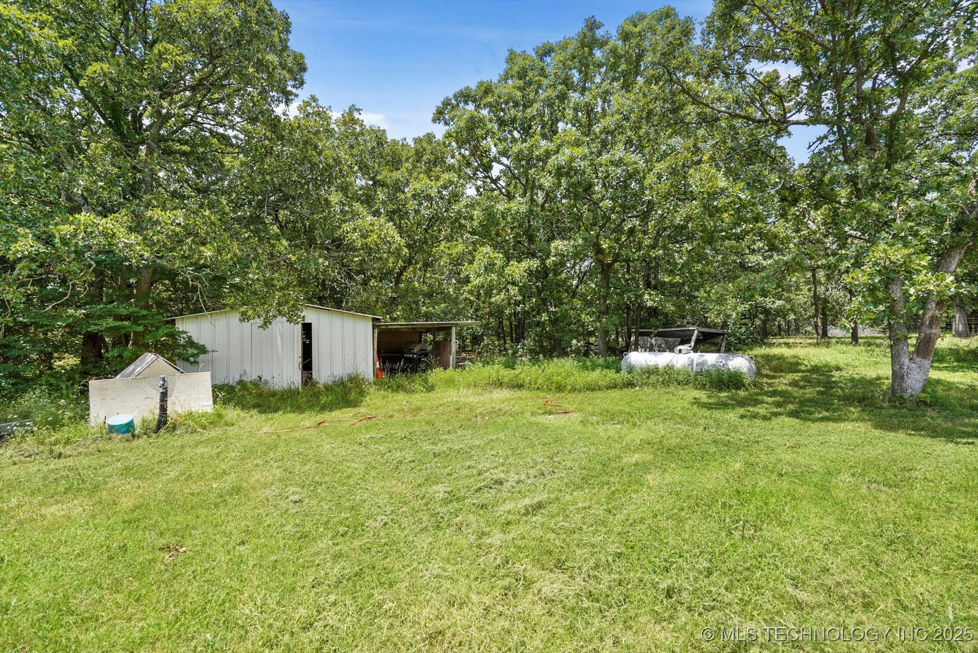 22165 W Hickory Drive Property Photo 23