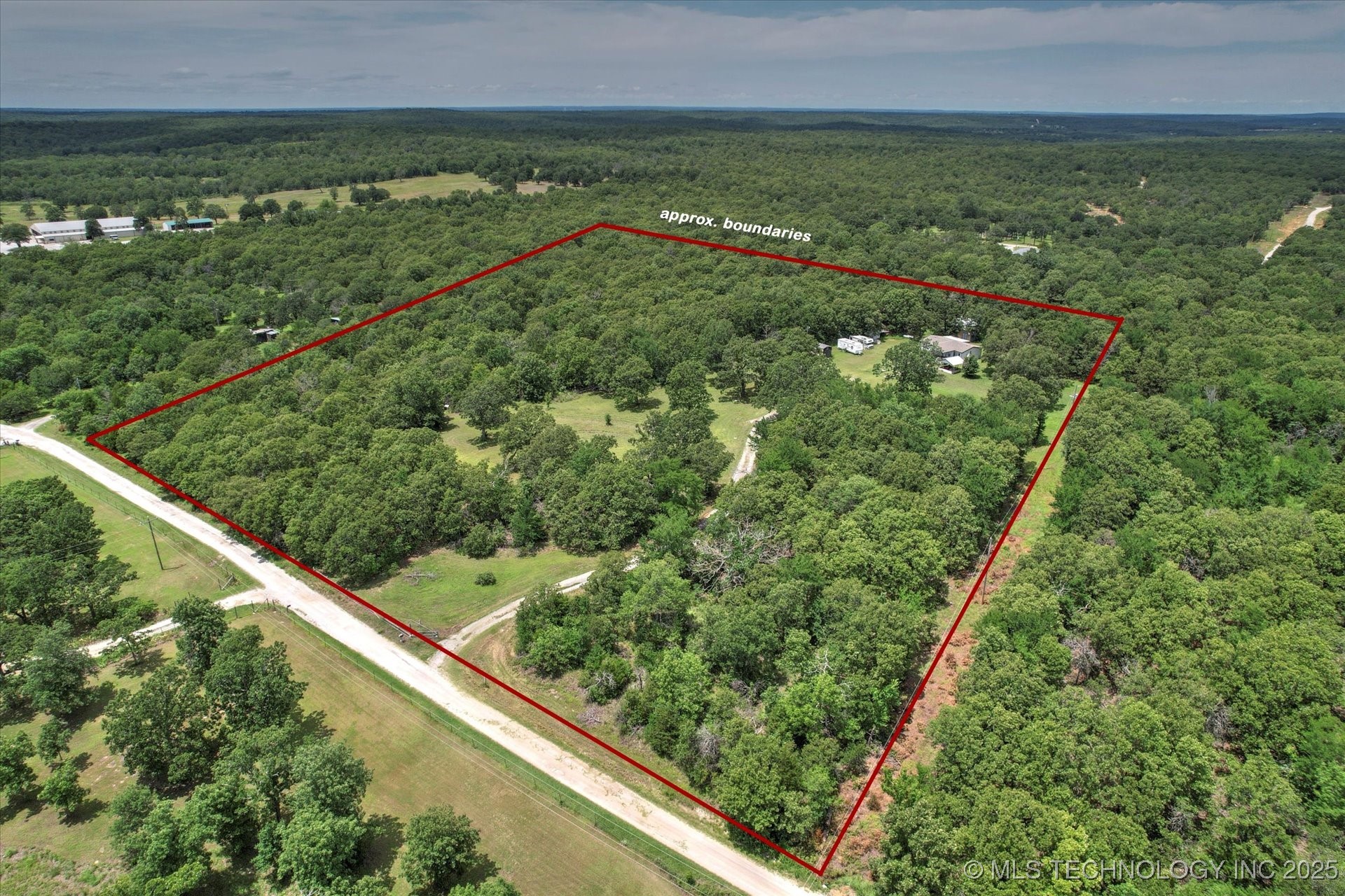 22165 W Hickory Drive Property Photo 29