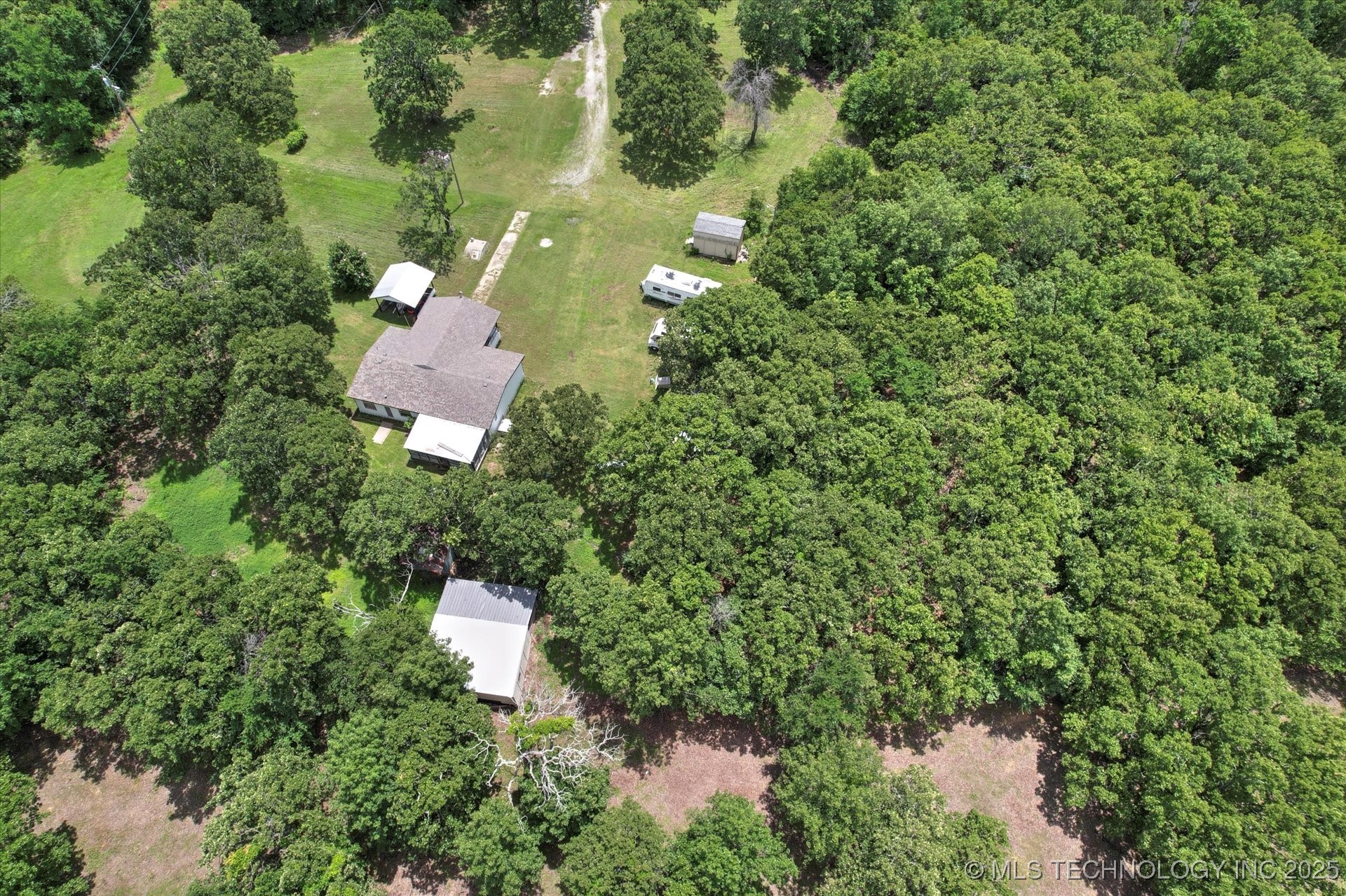 22165 W Hickory Drive Property Photo 34