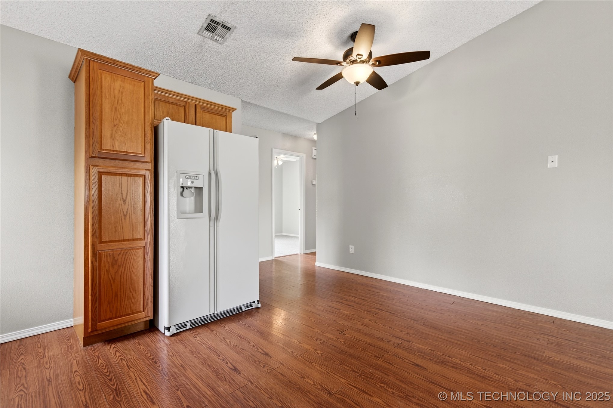 624 Ne Fenway Avenue Property Photo 11