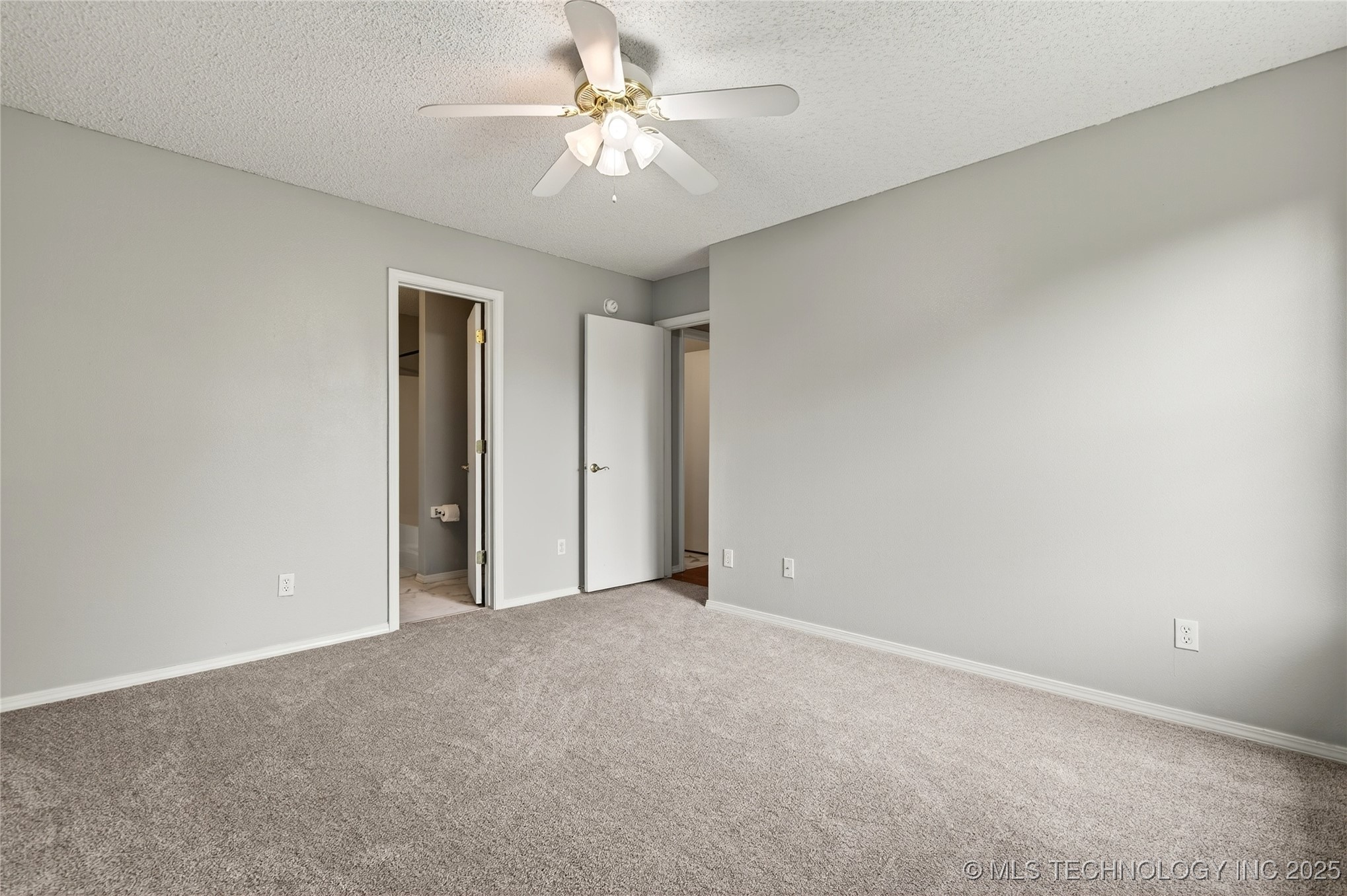 624 Ne Fenway Avenue Property Photo 14