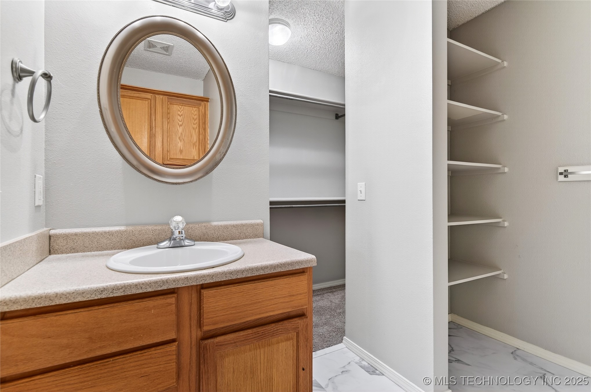 624 Ne Fenway Avenue Property Photo 15