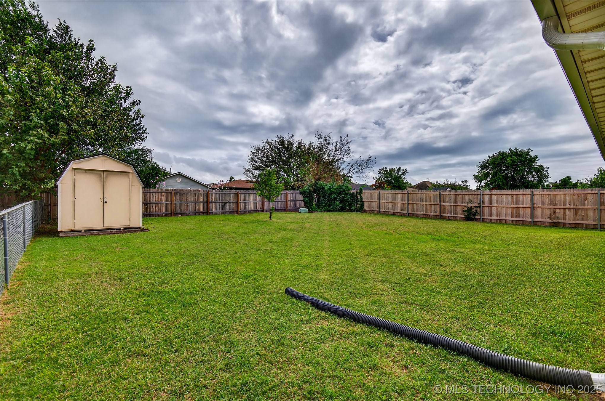 624 Ne Fenway Avenue Property Photo 24