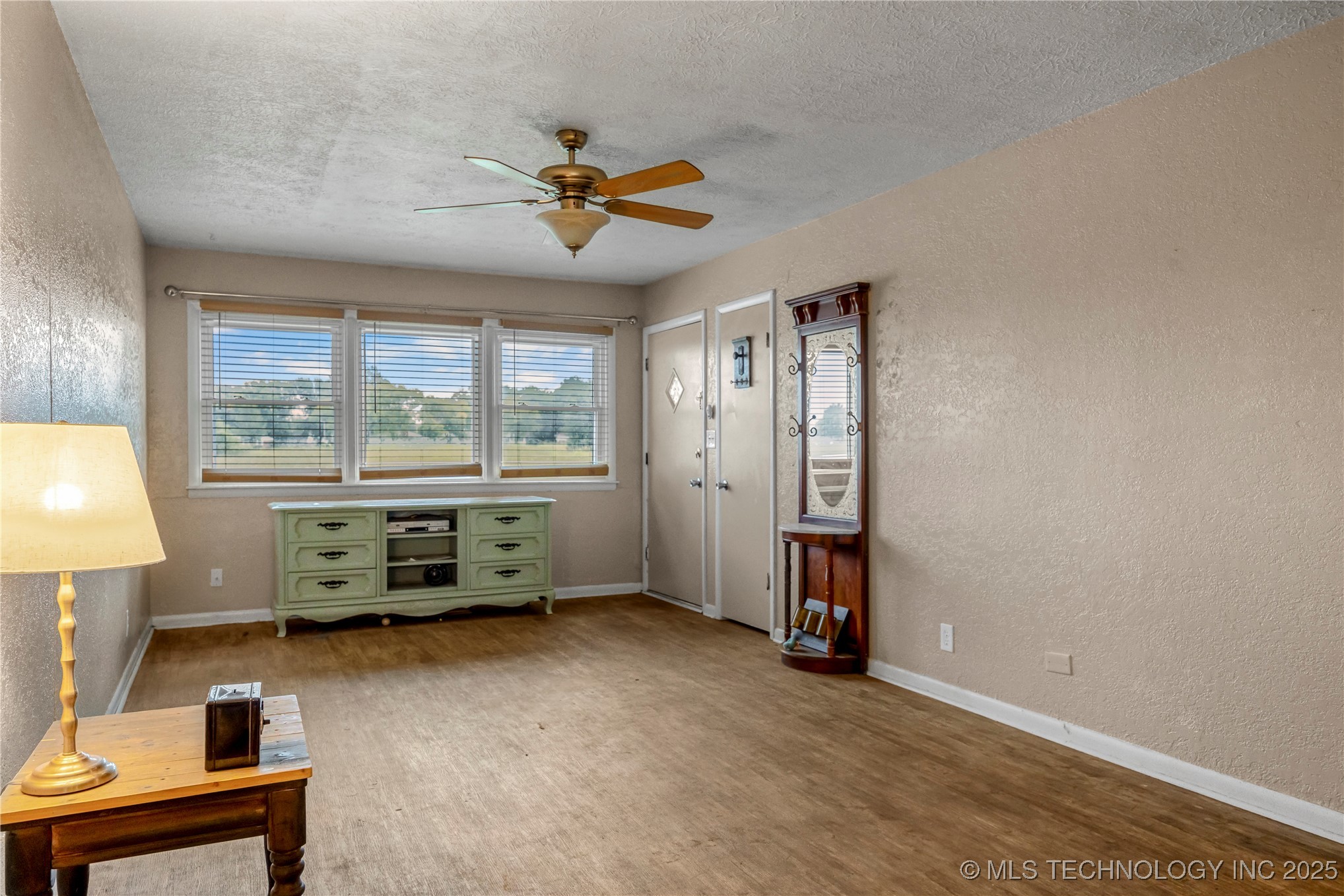 715 N Adair Property Photo 9