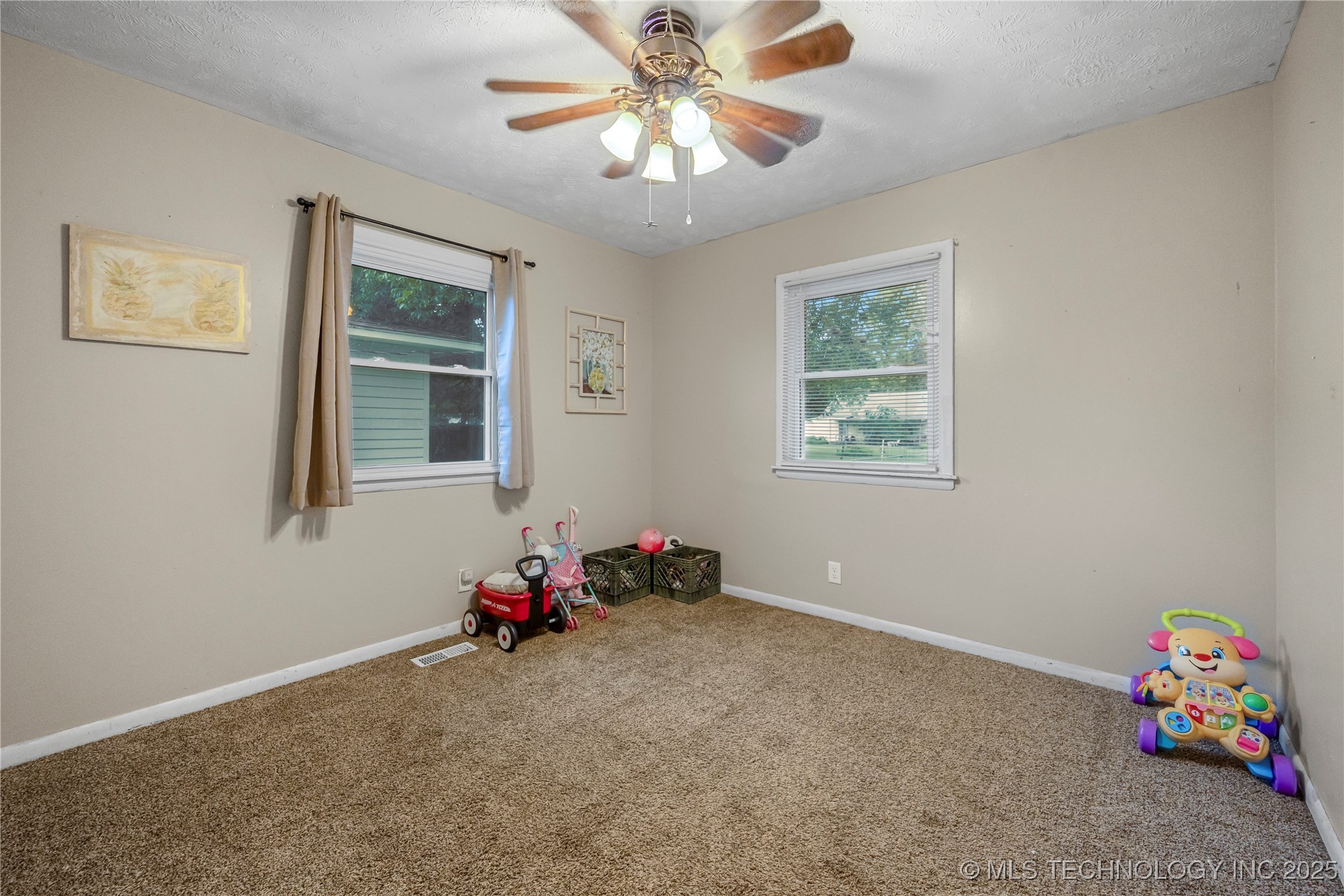 715 N Adair Property Photo 21