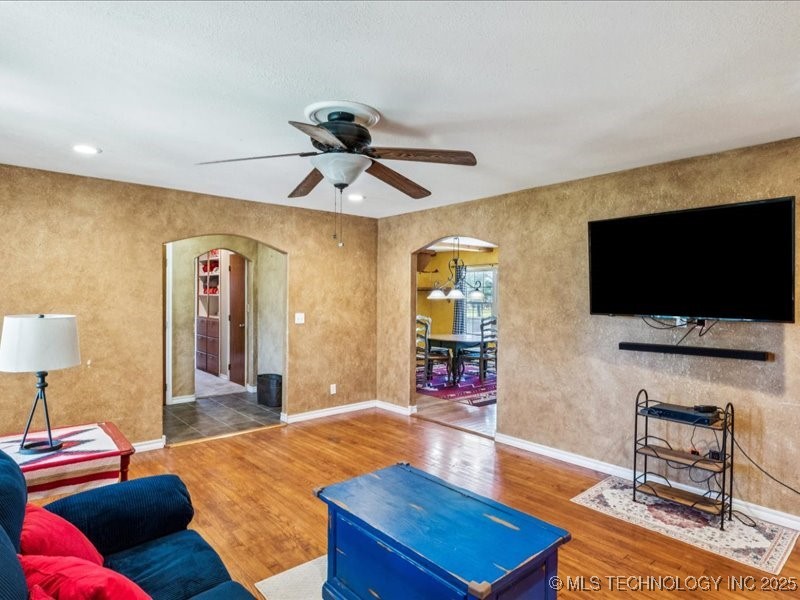 751 Christmas Lane Property Photo 8