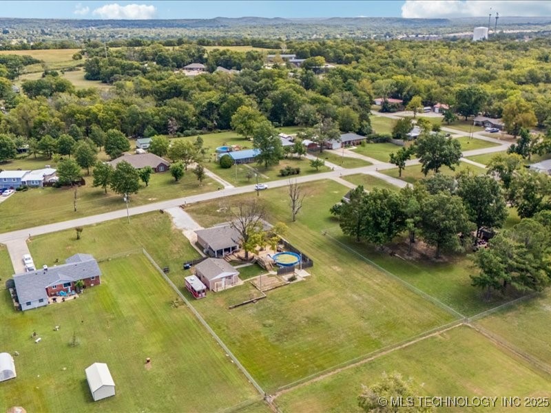 751 Christmas Lane Property Photo 39