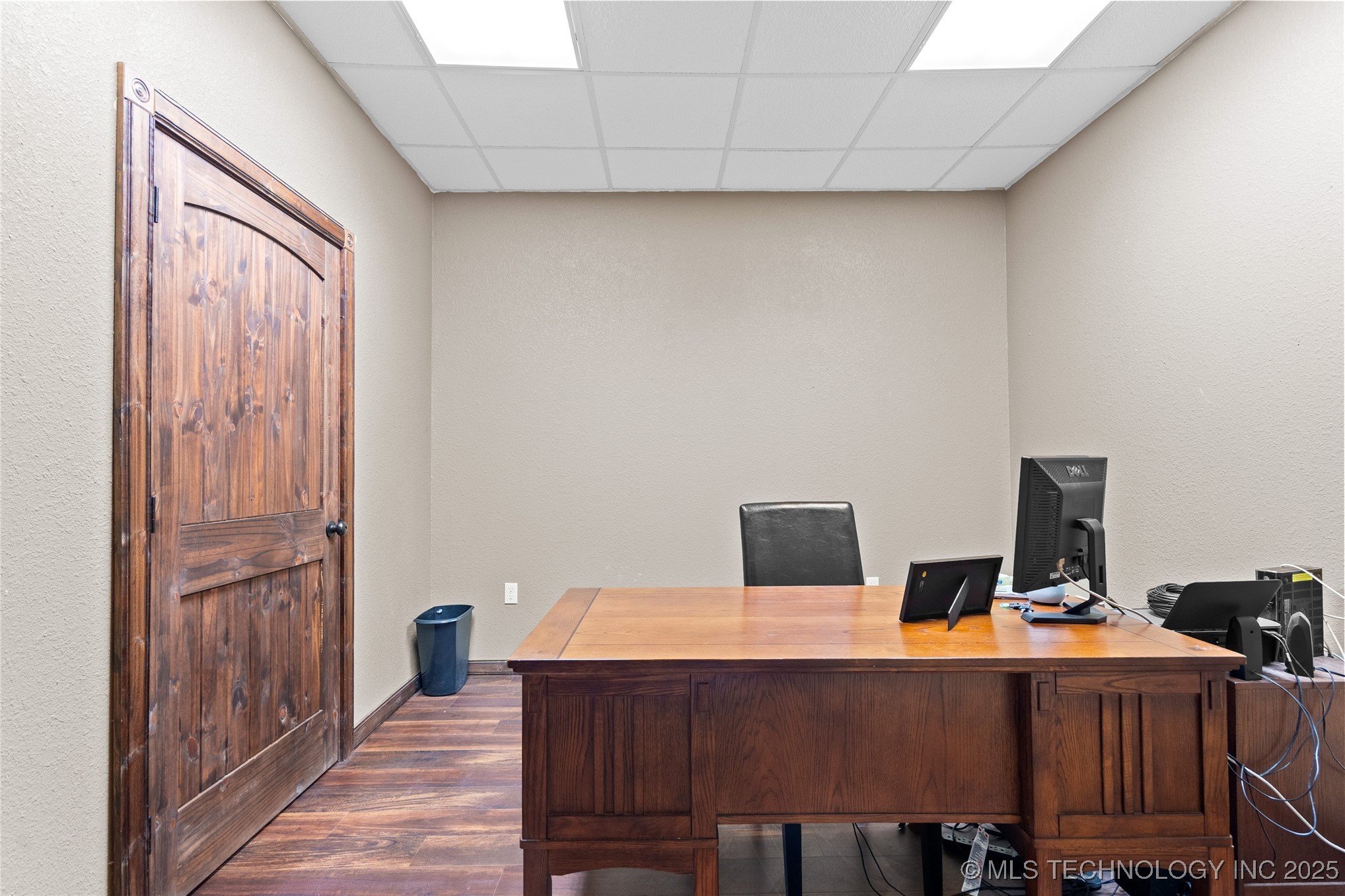 314 E Main Property Photo 19