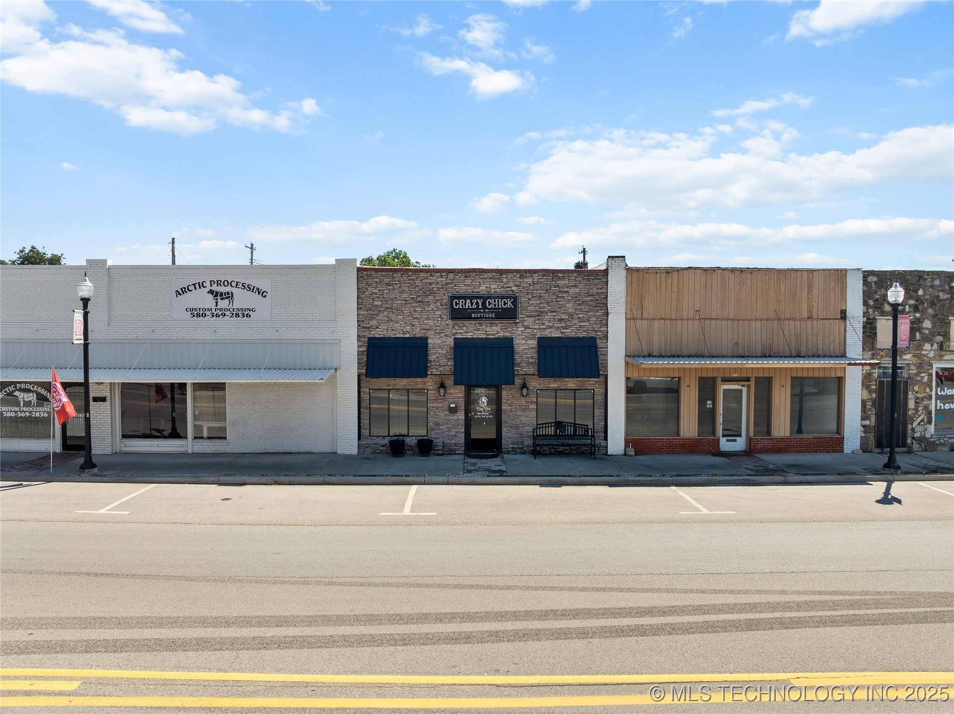 314 E Main Property Photo 21