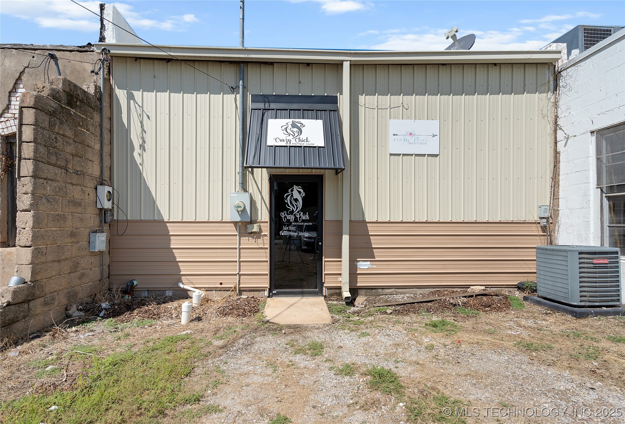 314 E Main Property Photo 26