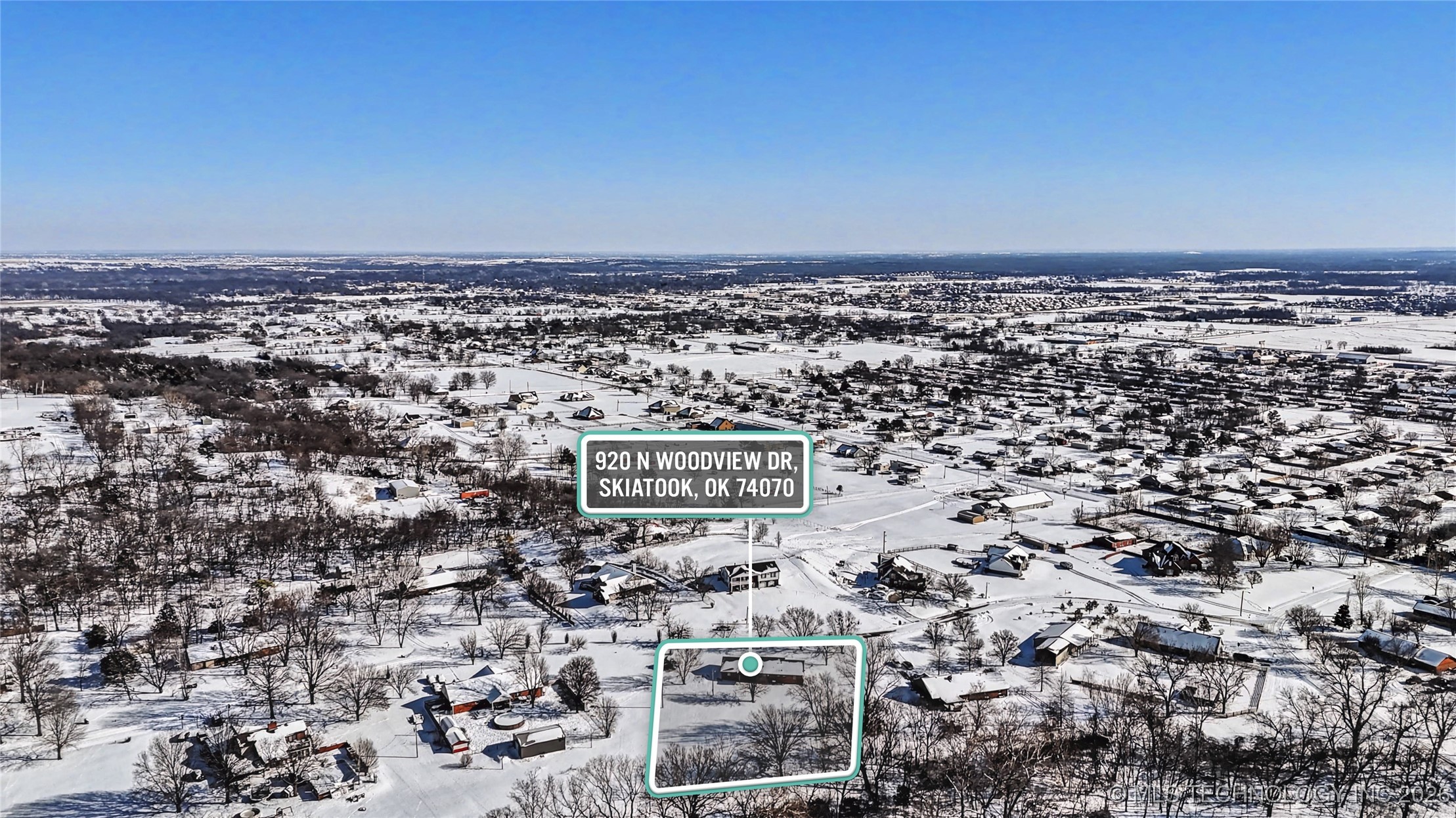 920 N Woodview Drive Property Photo 26