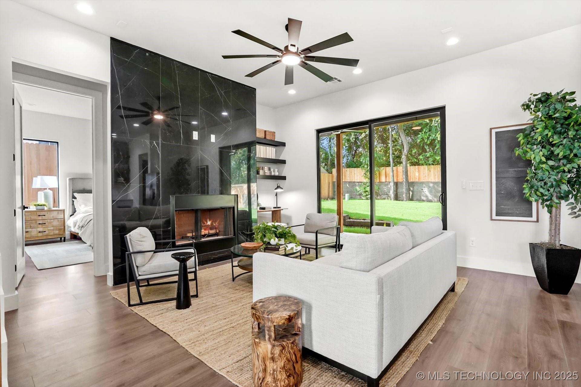 7923 E 26th Place Property Photo 3