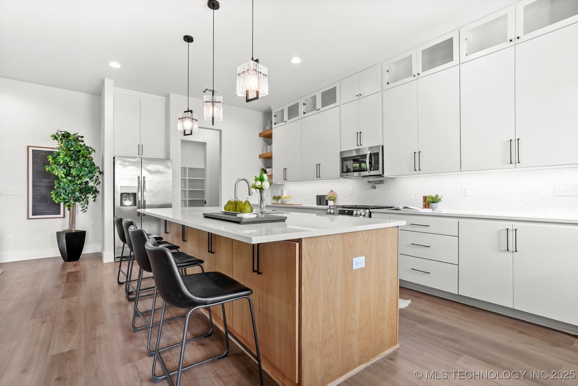 7923 E 26th Place Property Photo 8