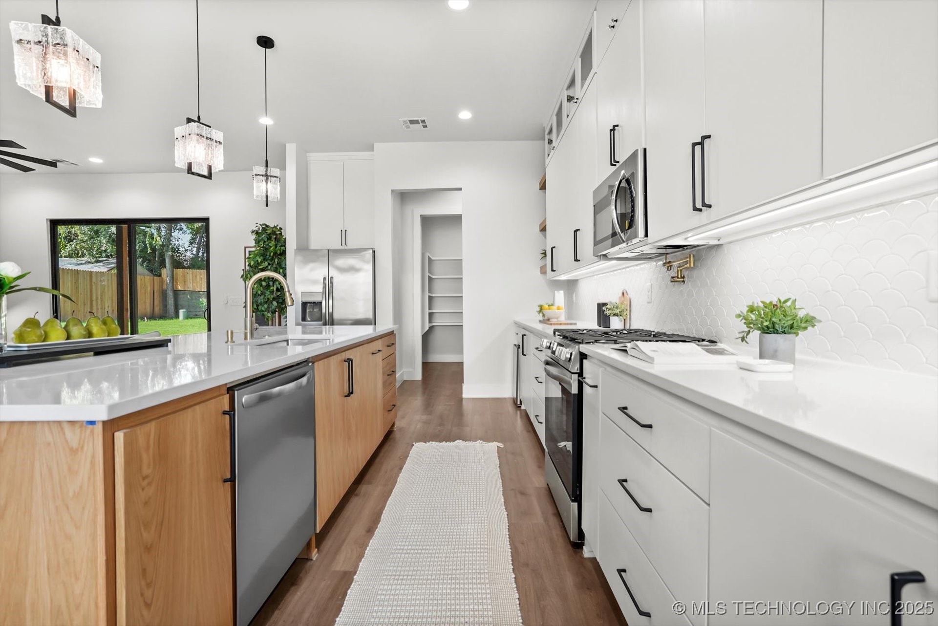 7923 E 26th Place Property Photo 10