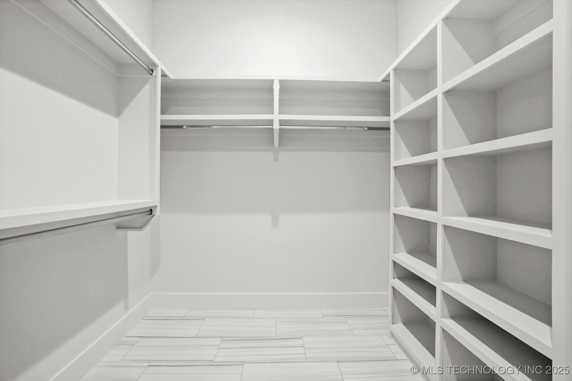 7923 E 26th Place Property Photo 17