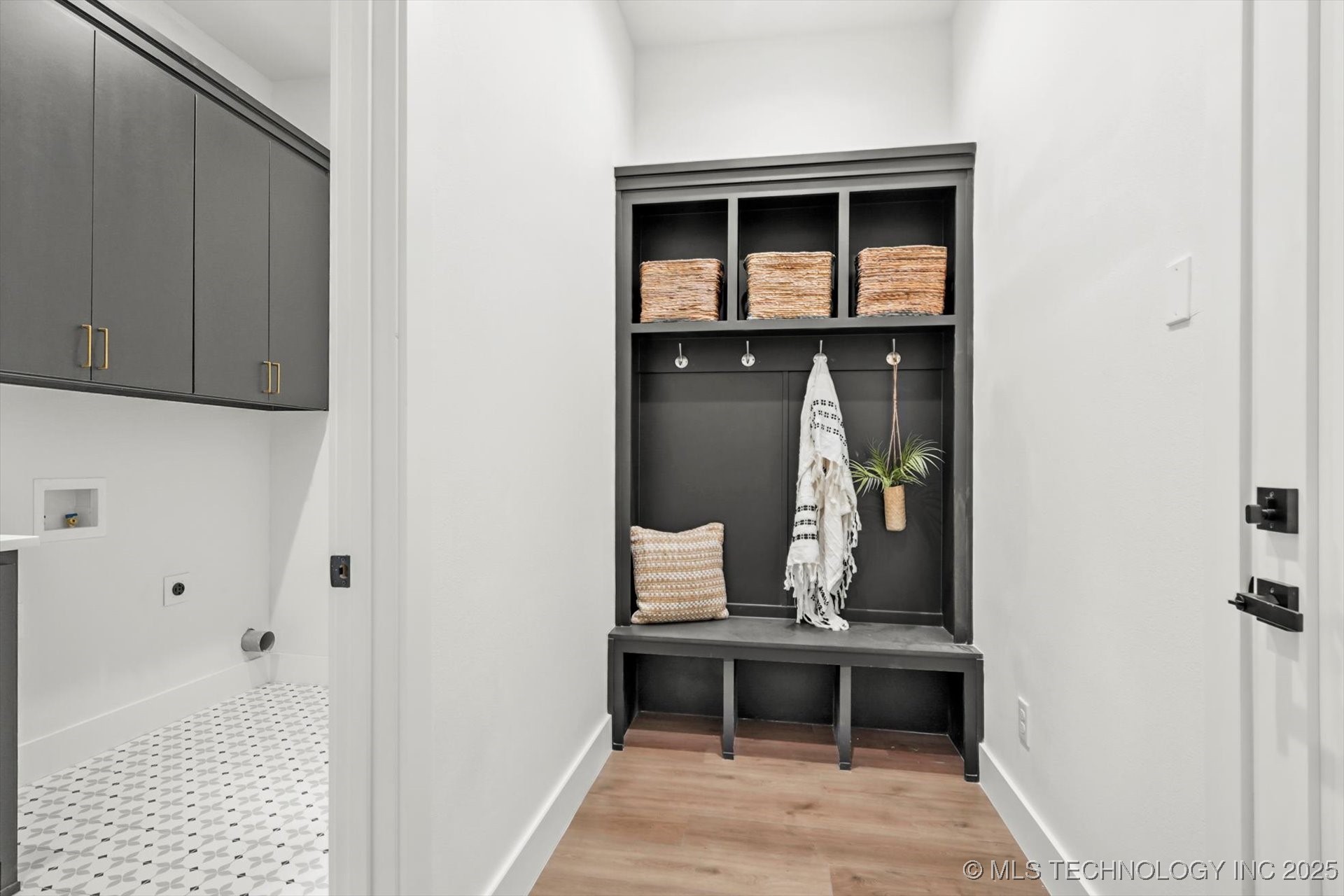 7923 E 26th Place Property Photo 21