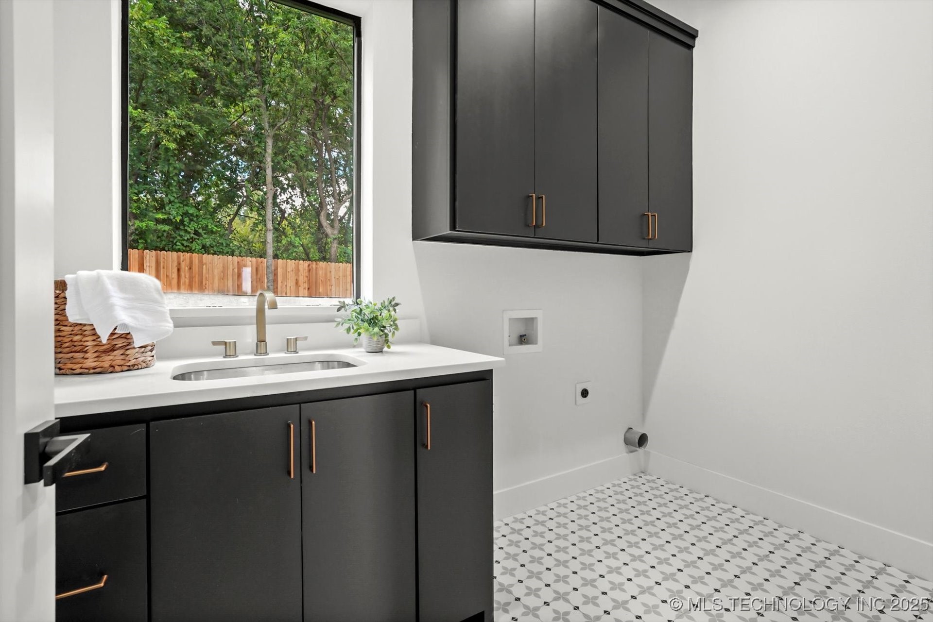 7923 E 26th Place Property Photo 22