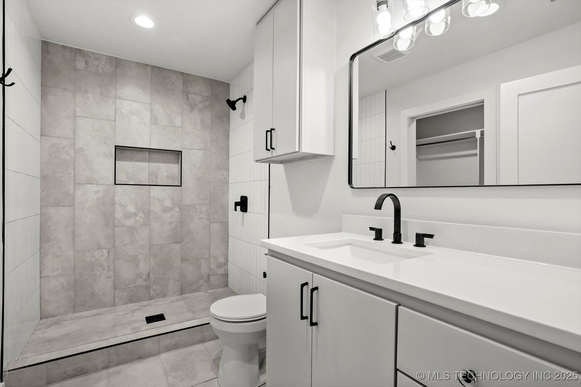 7923 E 26th Place Property Photo 24