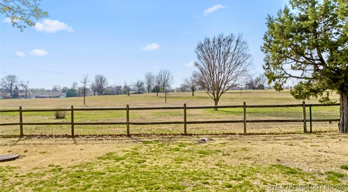 7923 E 26th Place Property Photo 33