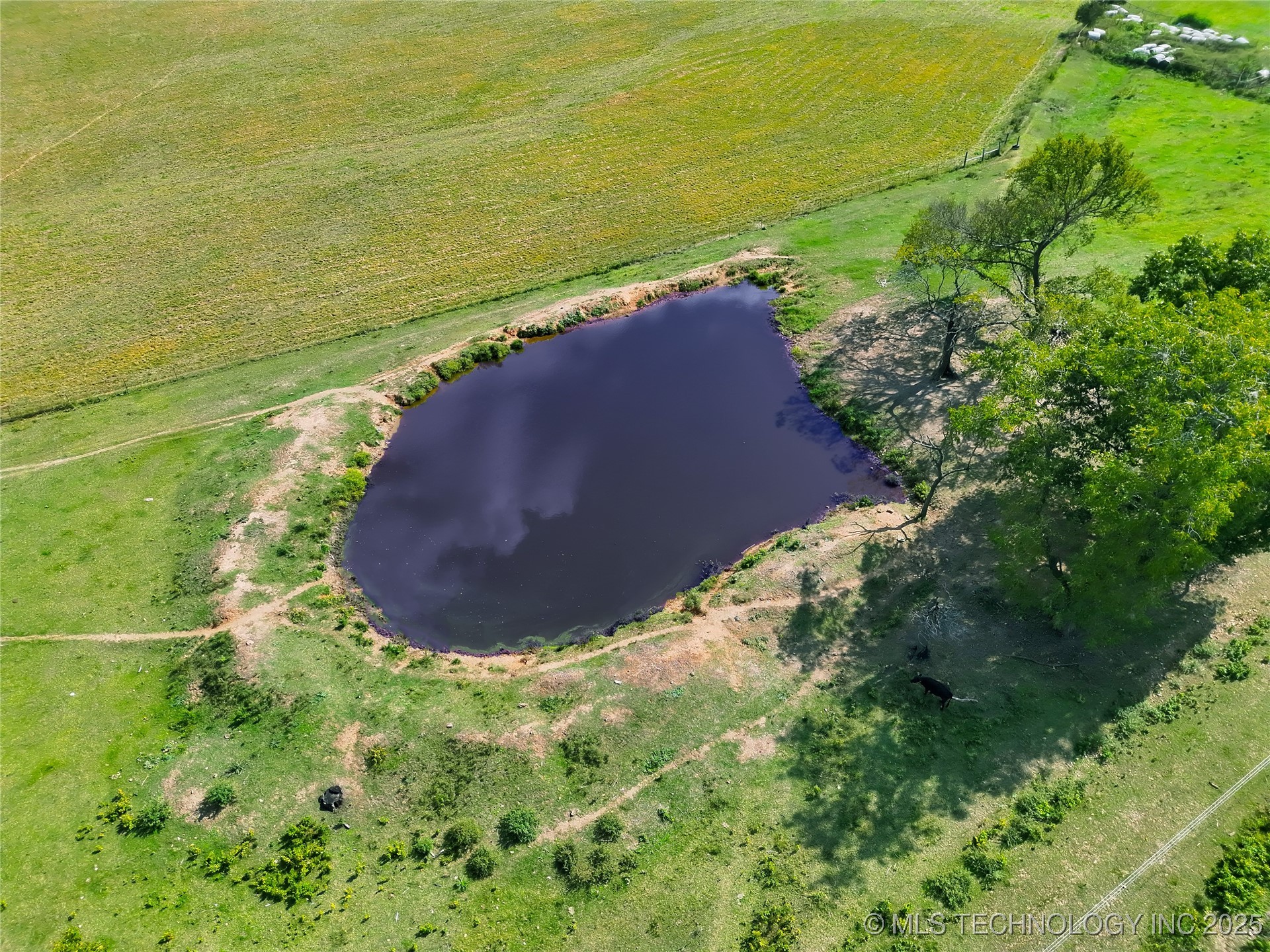 690 Road Property Photo 8