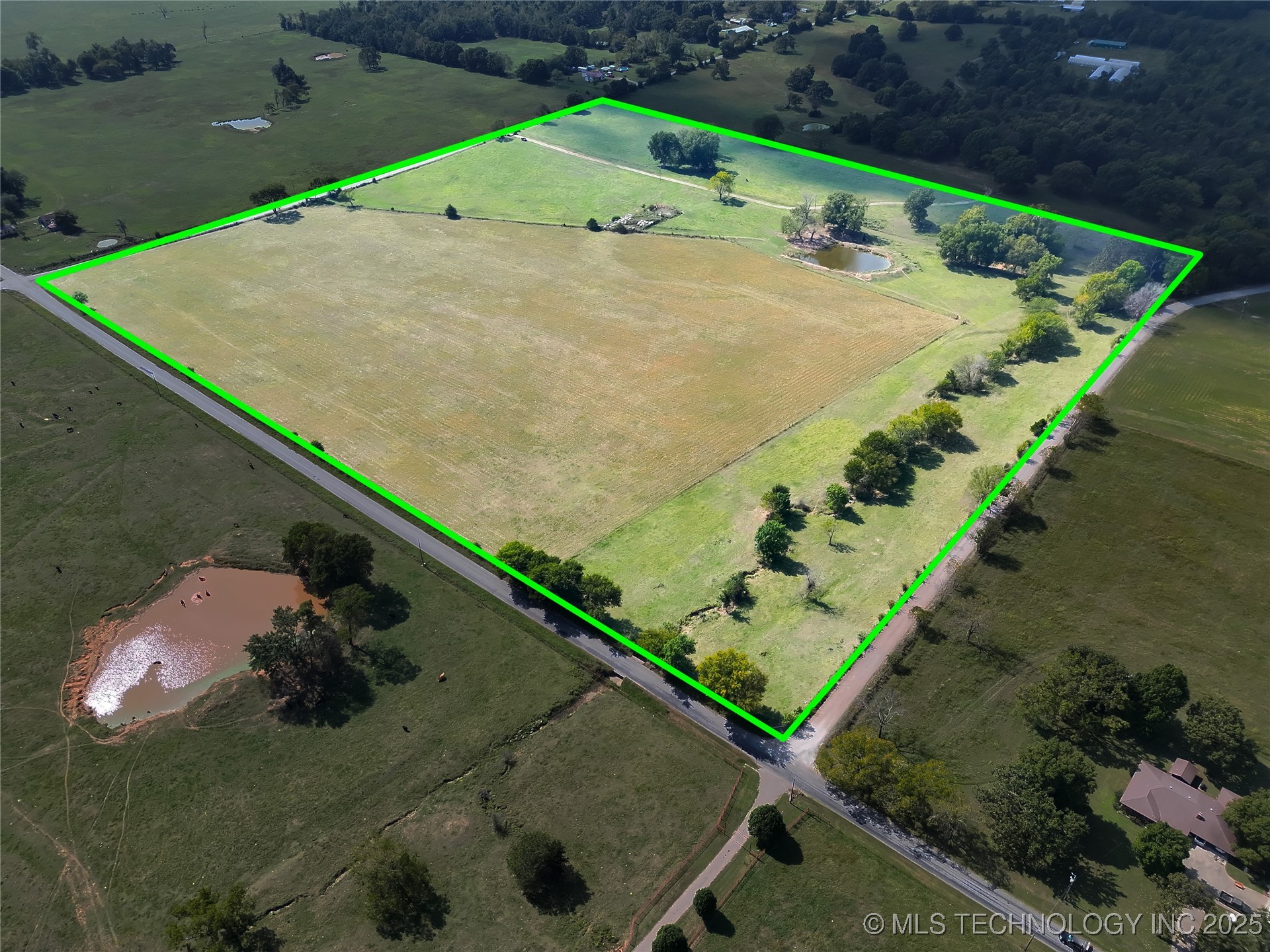 690 Road Property Photo 15