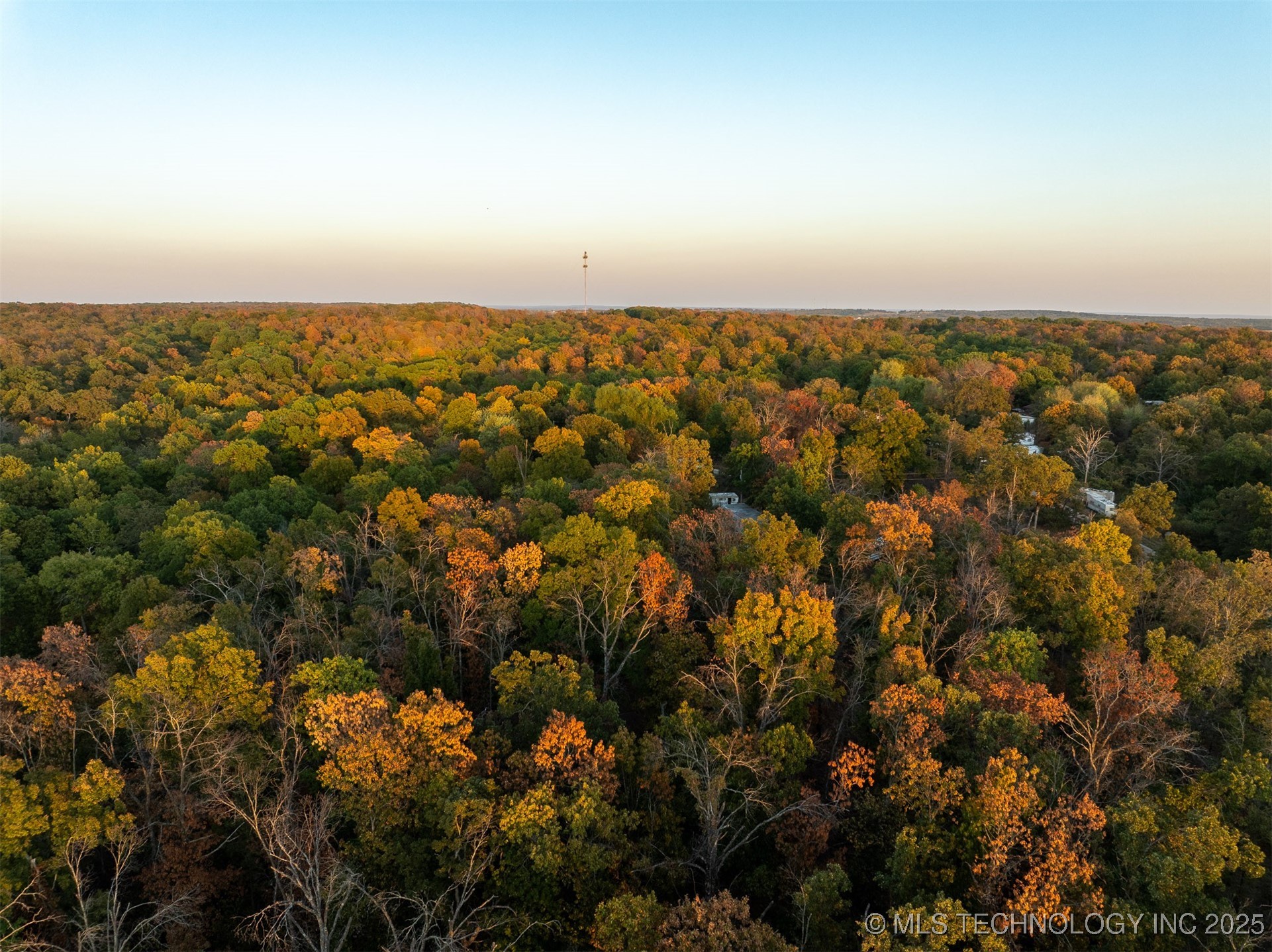 26353 E 300 Road Property Photo 6