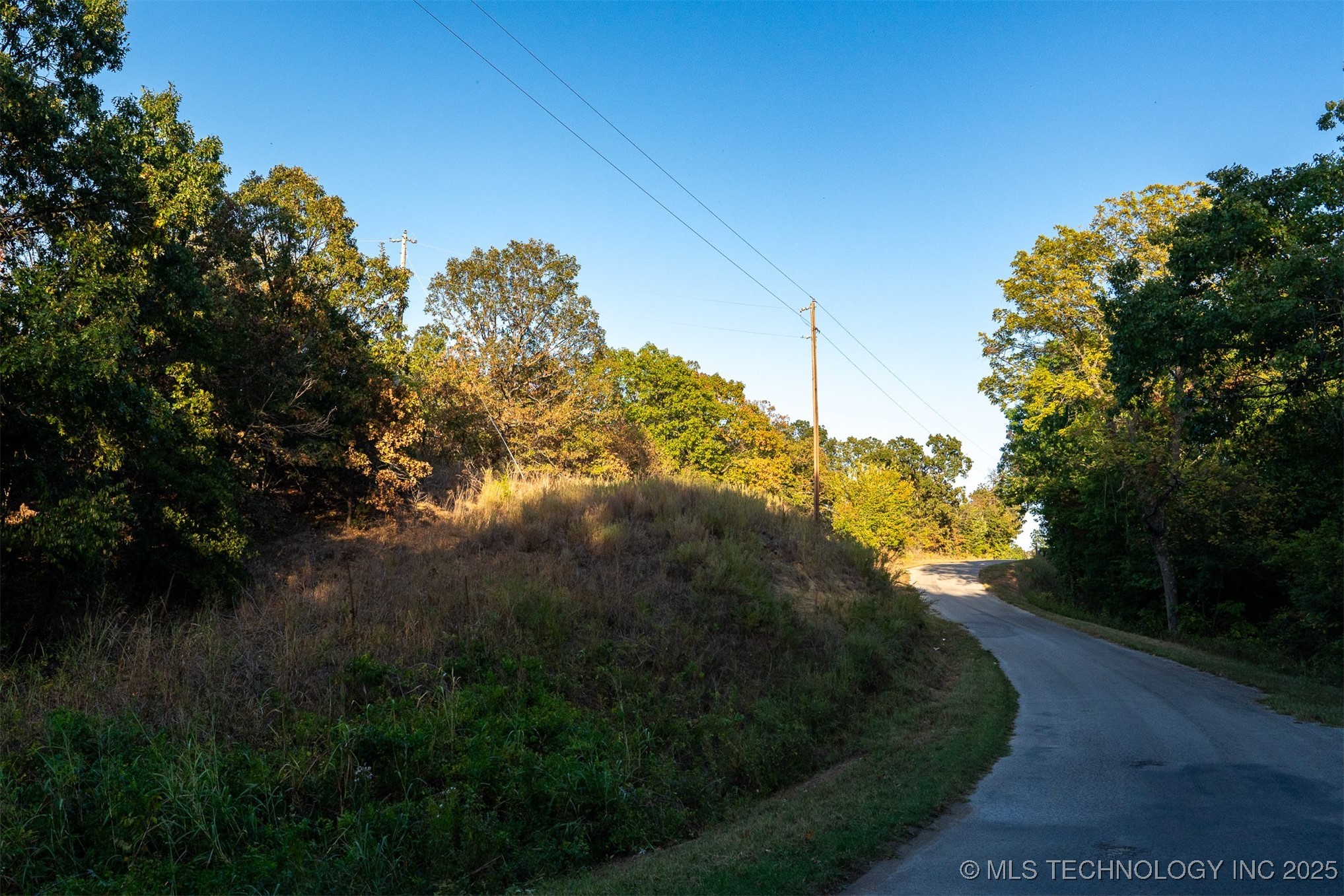 26353 E 300 Road Property Photo 14