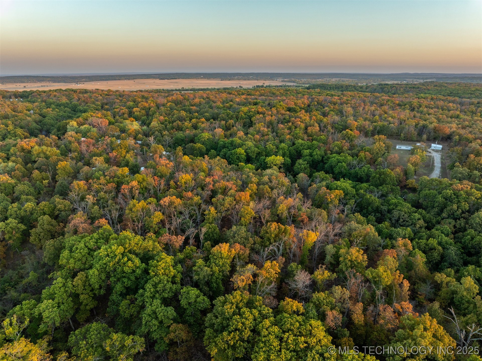 26353 E 300 Road Property Photo 20