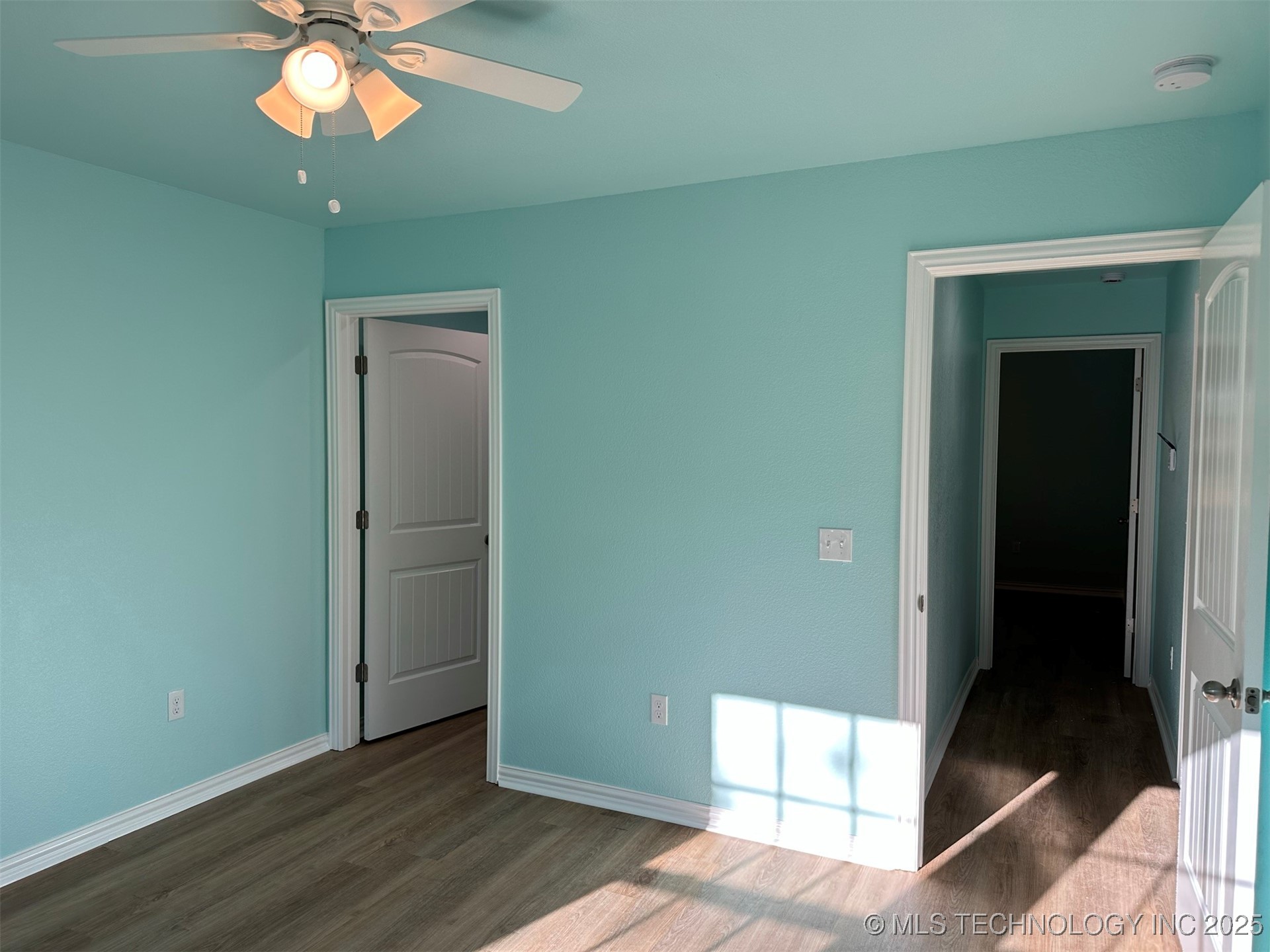 805 S 2nd Avenue Property Photo 10