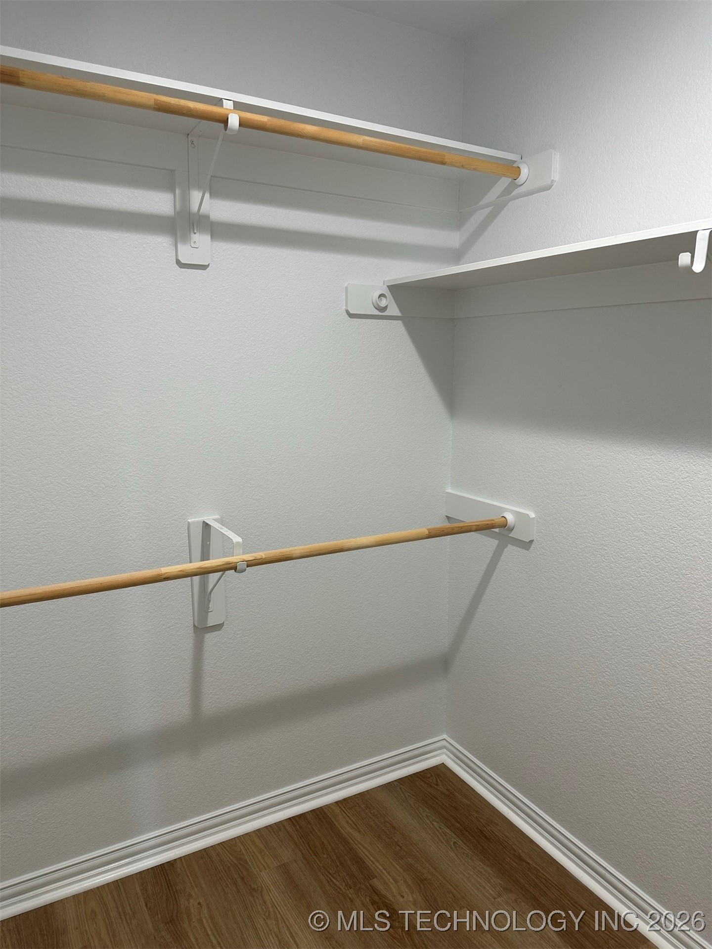 805 S 2nd Avenue Property Photo 11