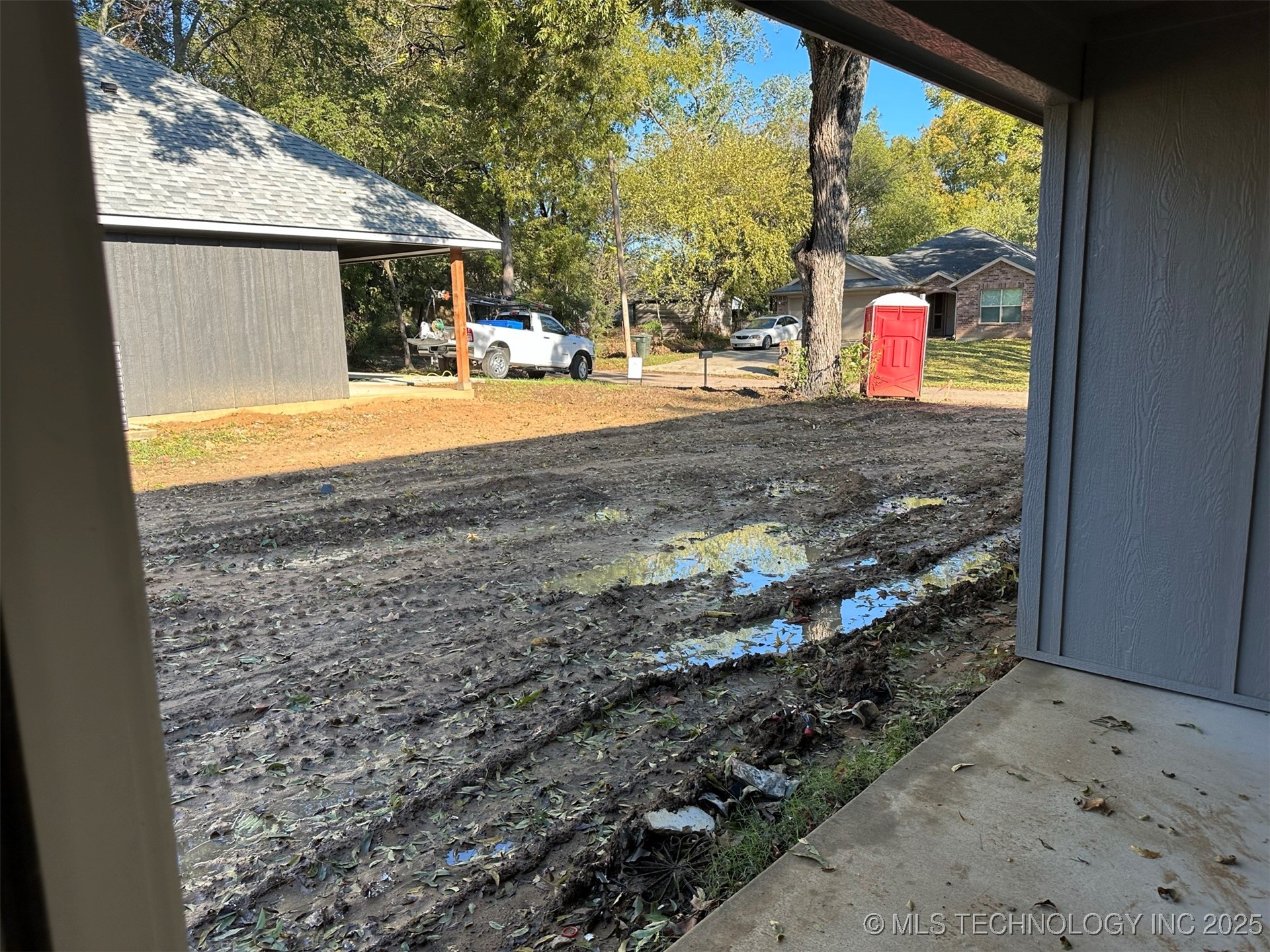 805 S 2nd Avenue Property Photo 25