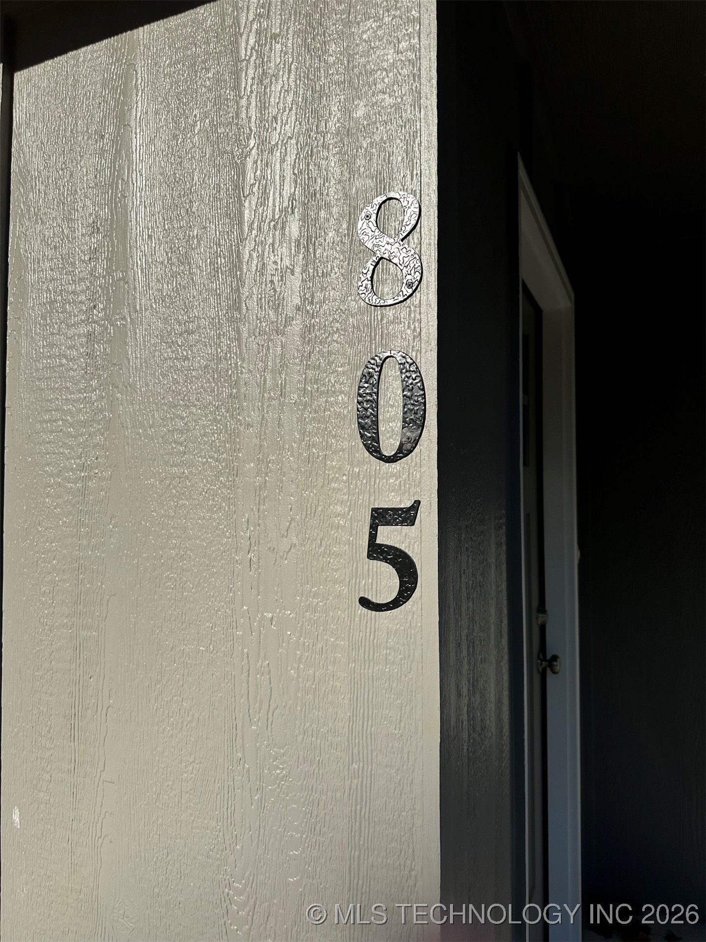 805 S 2nd Avenue Property Photo 27