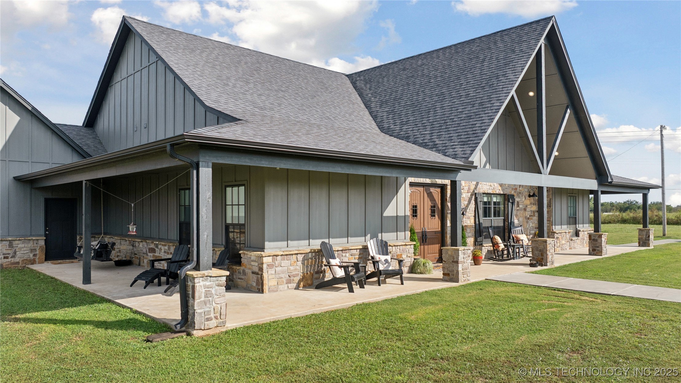 4320 N 135 Road Property Photo 1