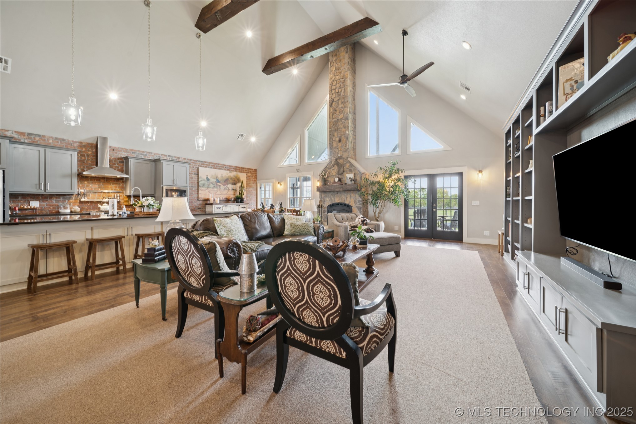 4320 N 135 Road Property Photo 6