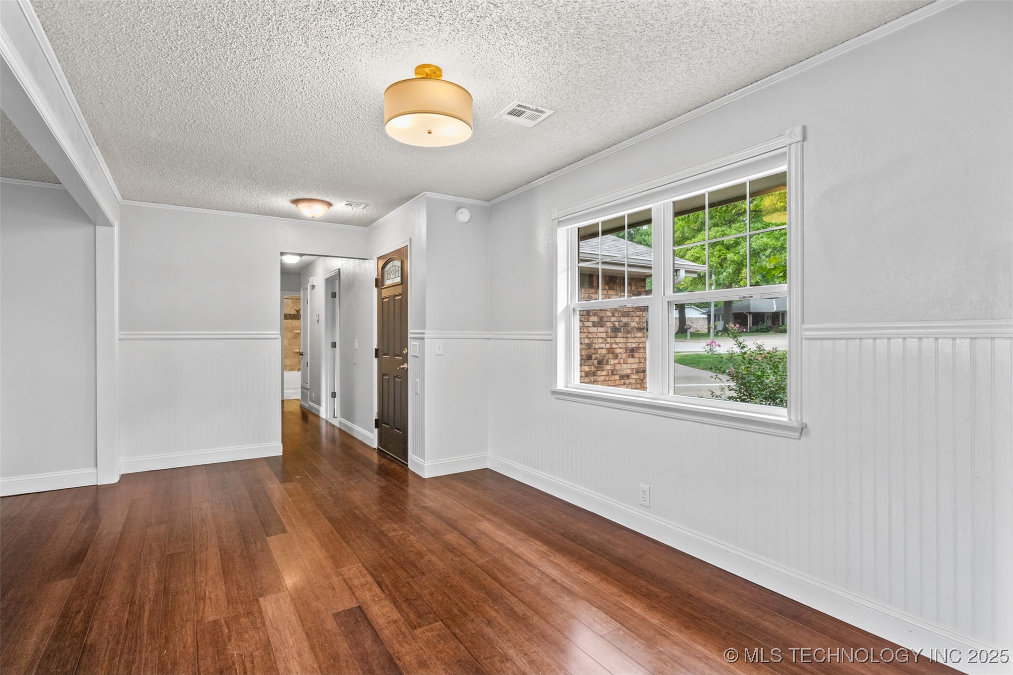 4607 Rolling Hills Drive Property Photo 9