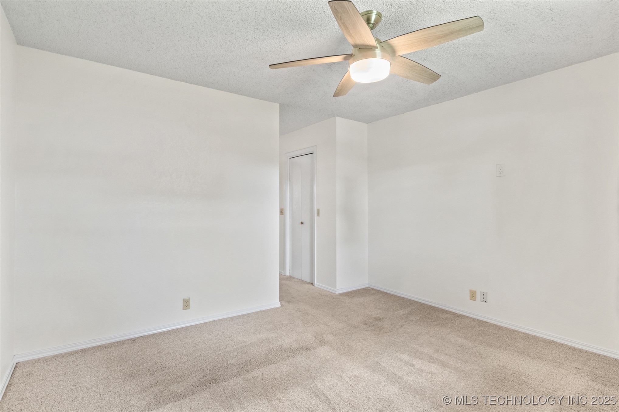 4607 Rolling Hills Drive Property Photo 19