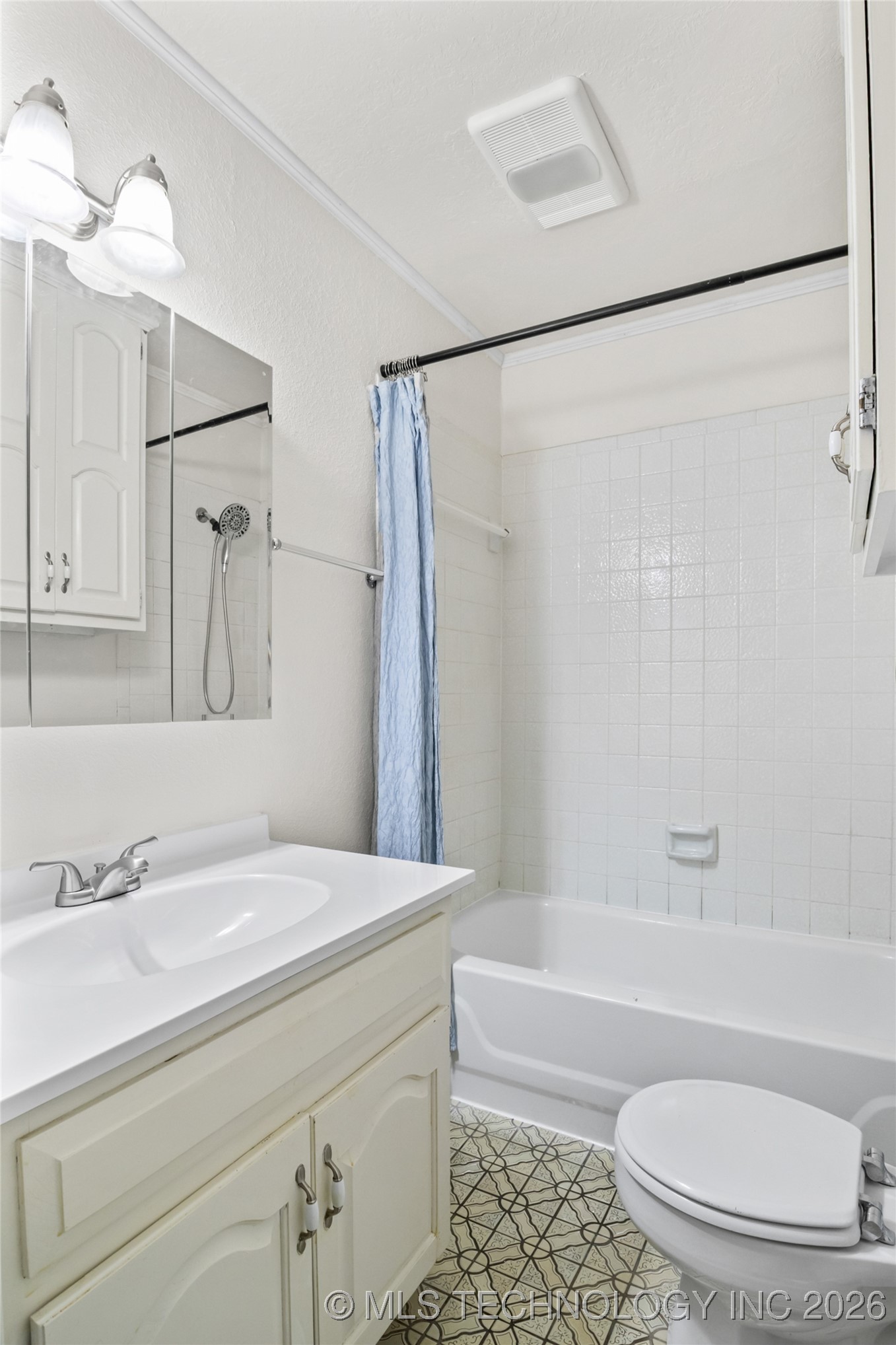 4607 Rolling Hills Drive Property Photo 21