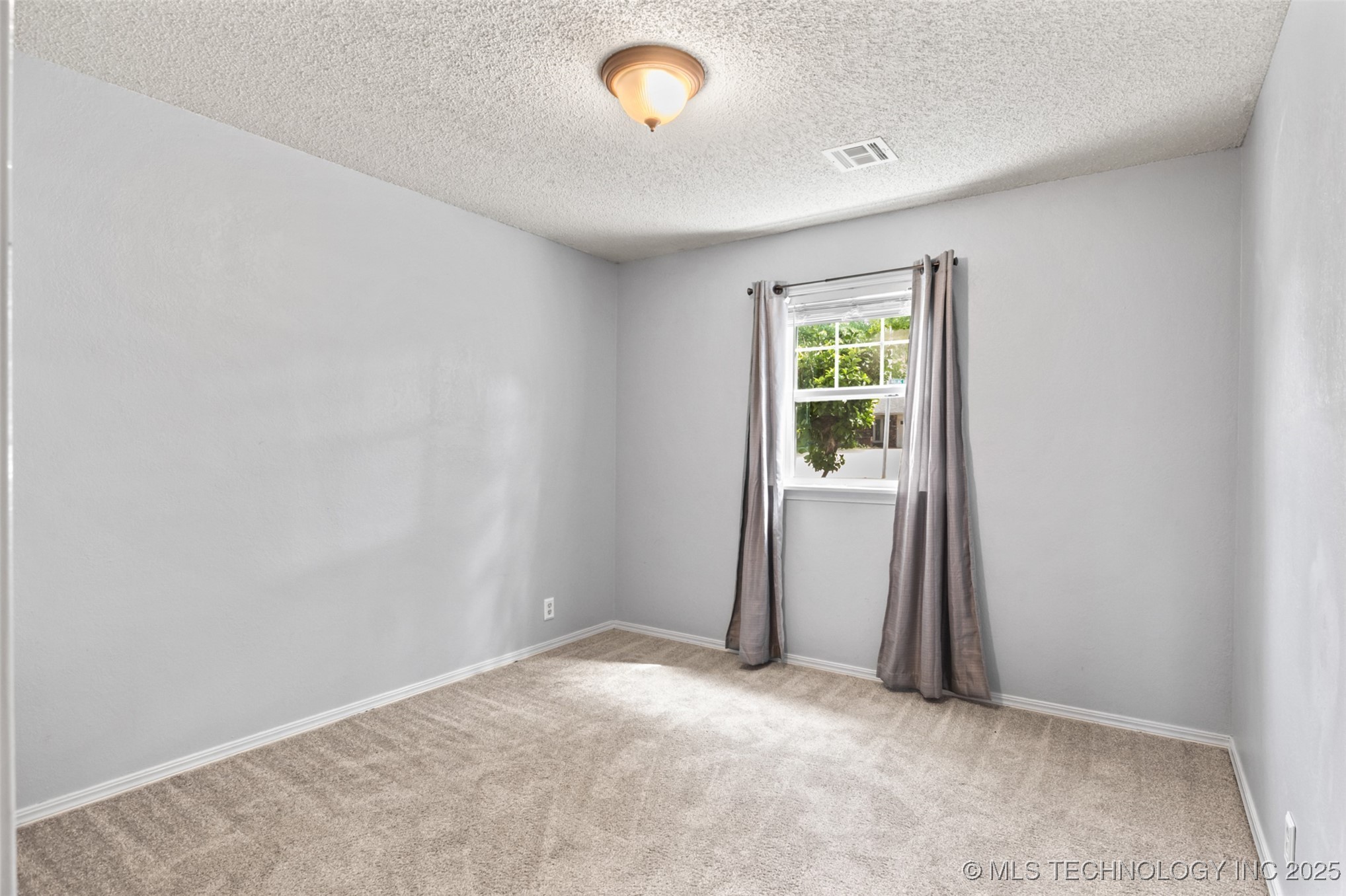 4607 Rolling Hills Drive Property Photo 25