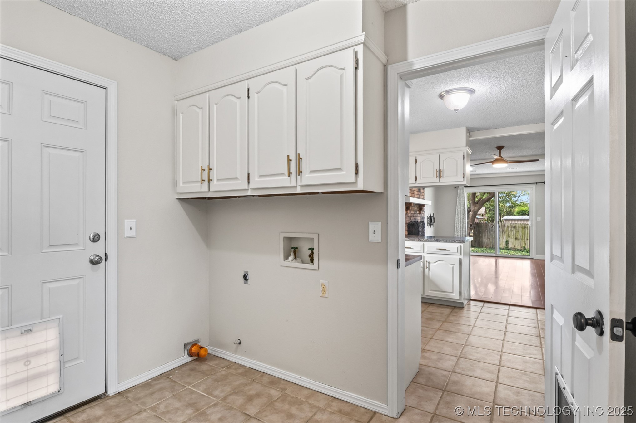 4607 Rolling Hills Drive Property Photo 32