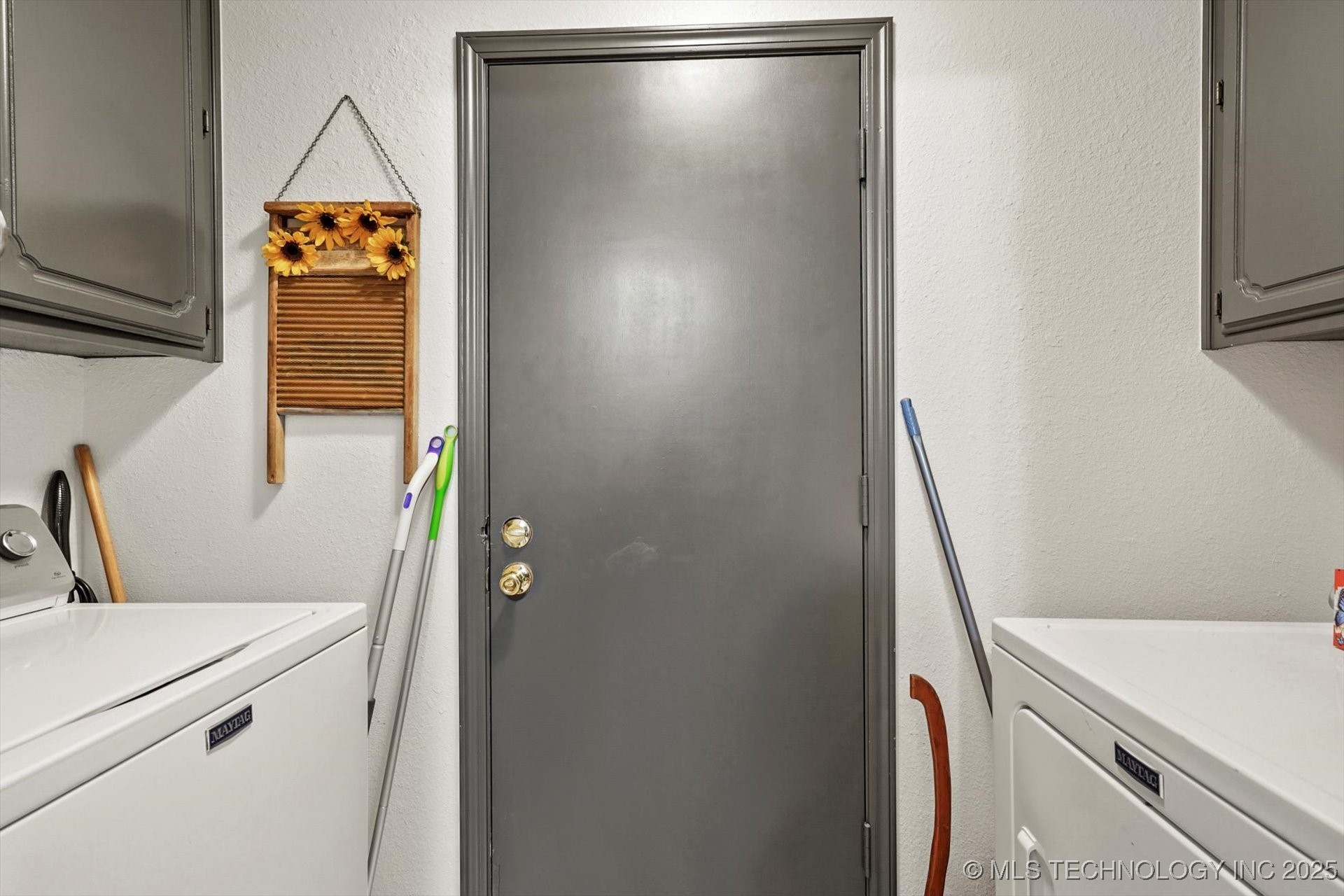 409 W Trinidad Drive Property Photo 14