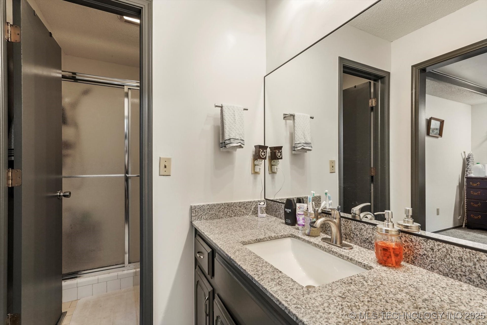 409 W Trinidad Drive Property Photo 17