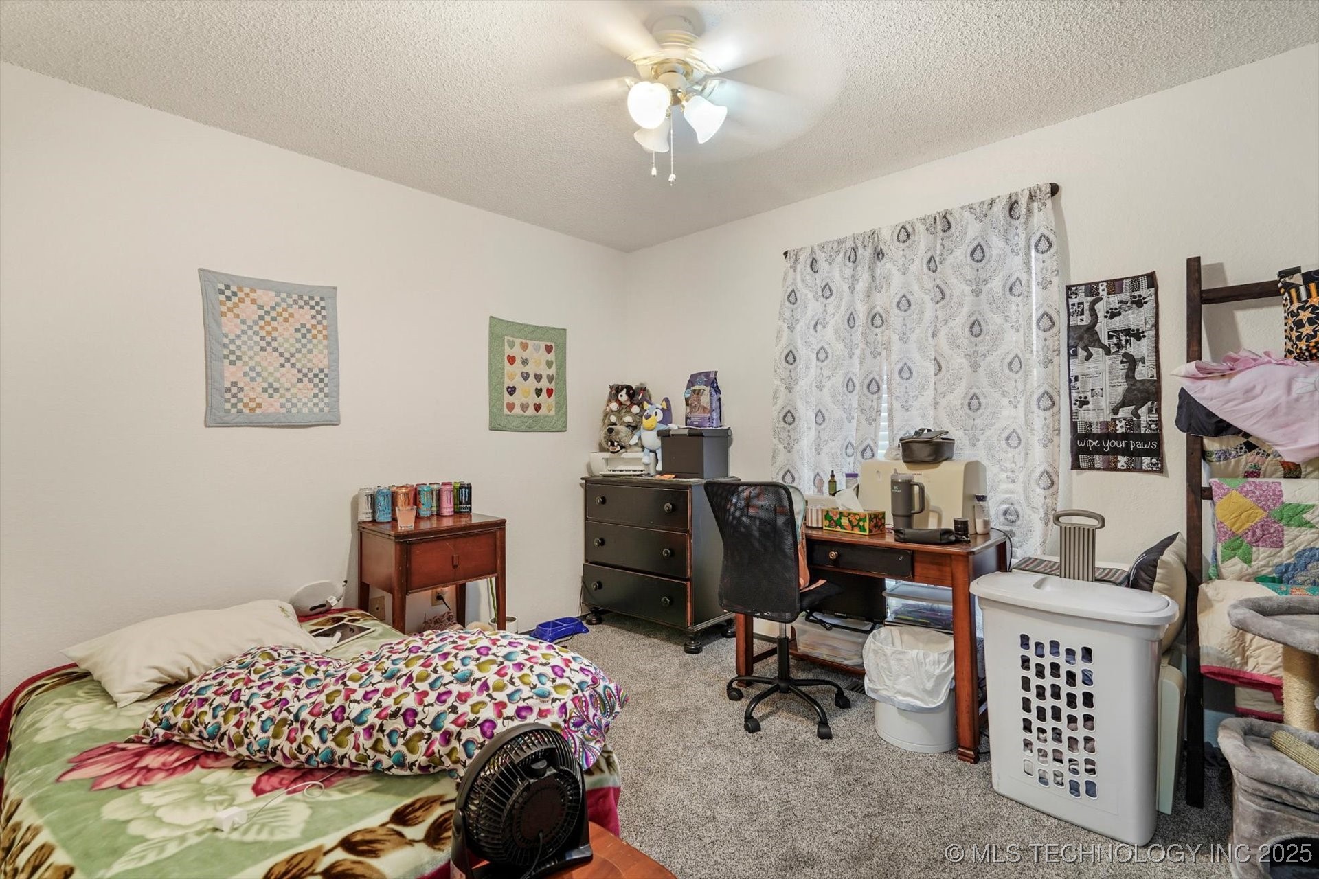 409 W Trinidad Drive Property Photo 20