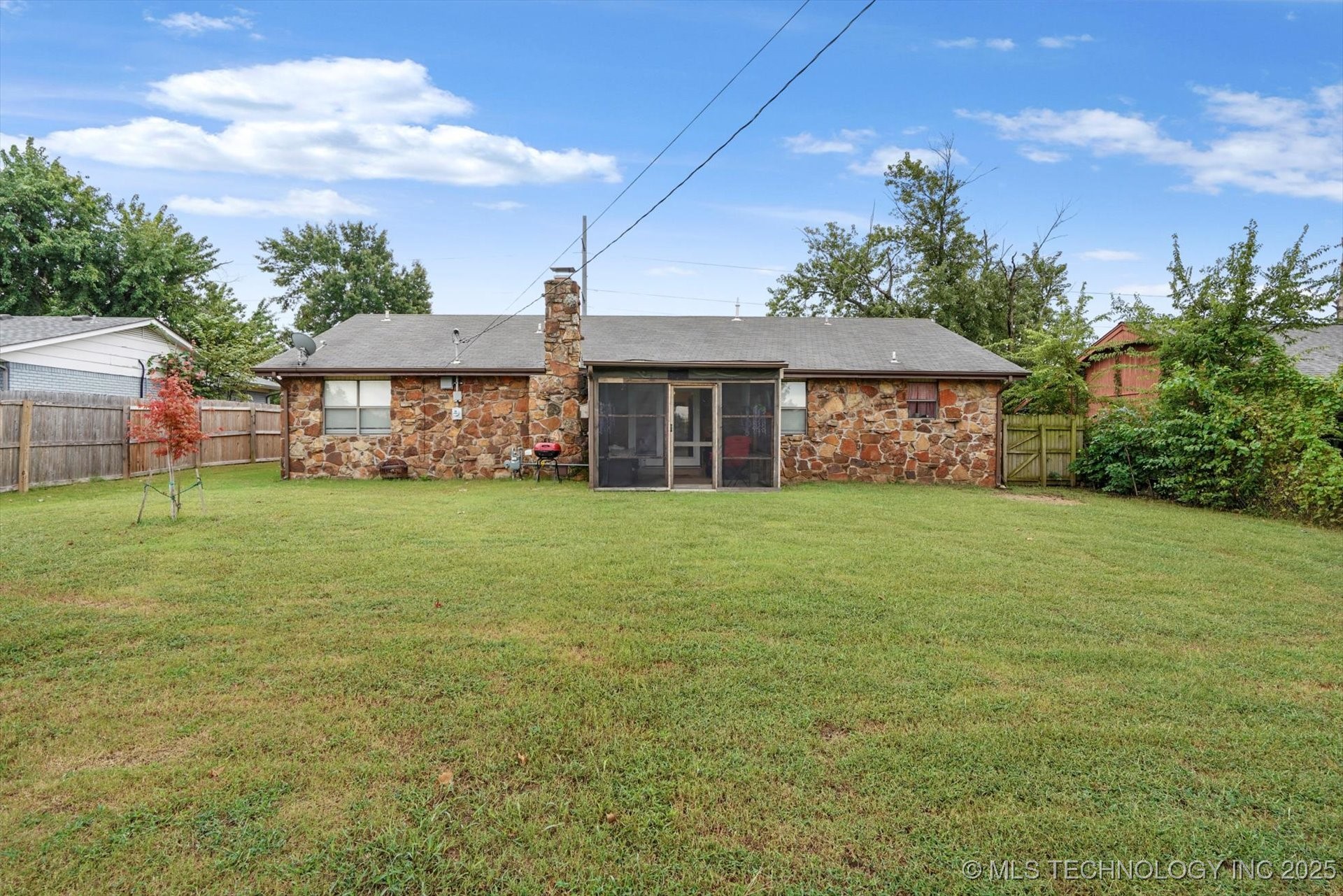 409 W Trinidad Drive Property Photo 25