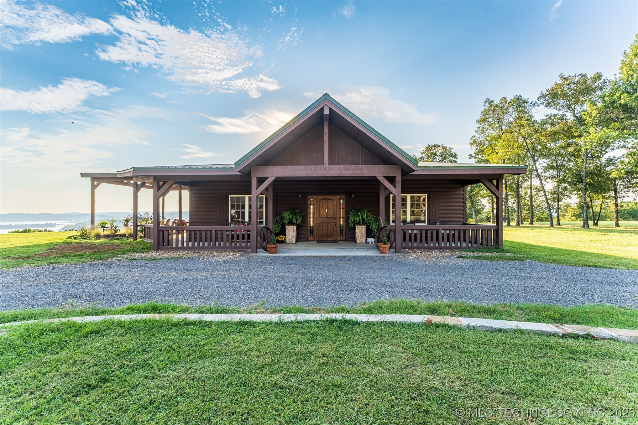 27245 S 565 Road Property Photo 5