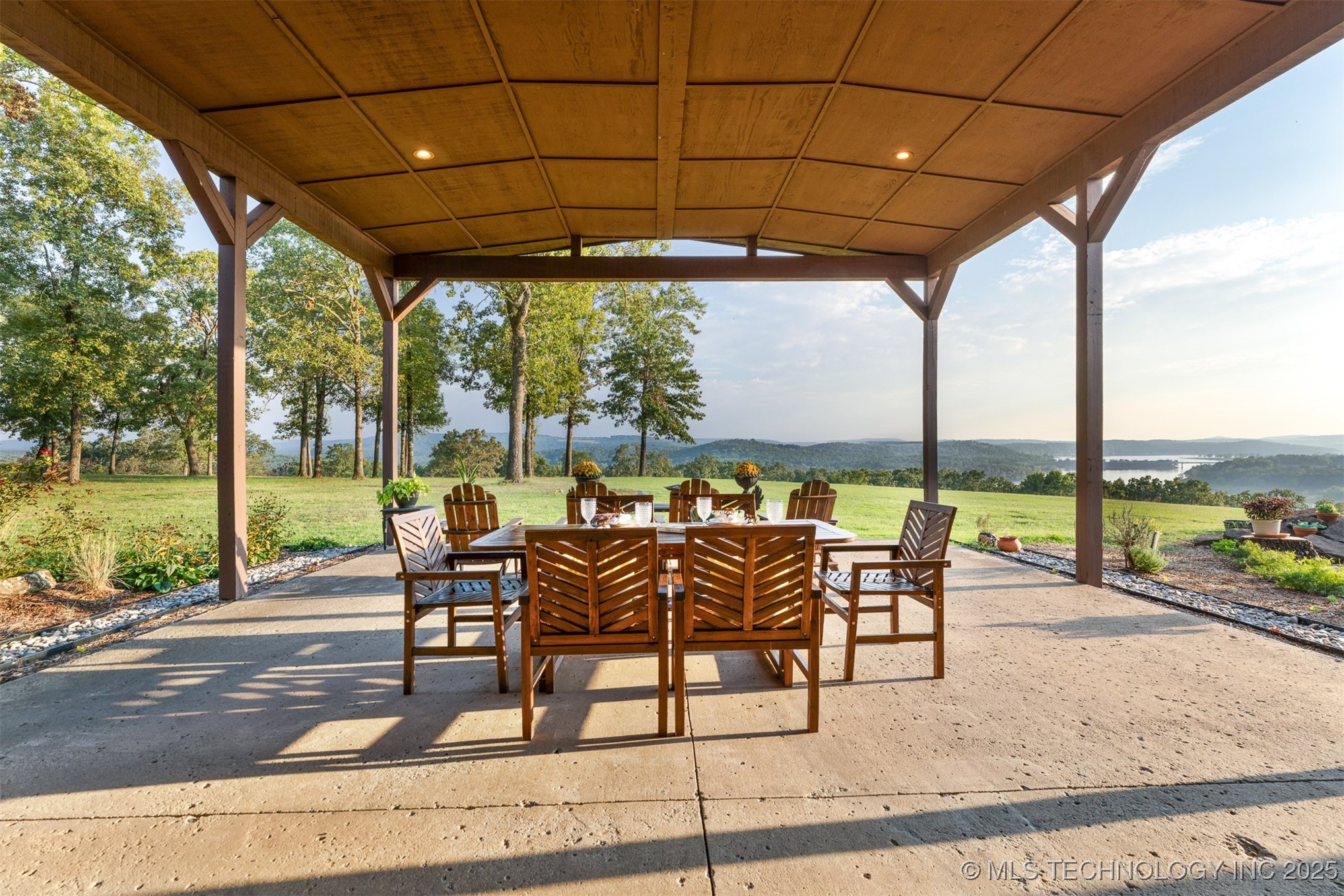 27245 S 565 Road Property Photo 53