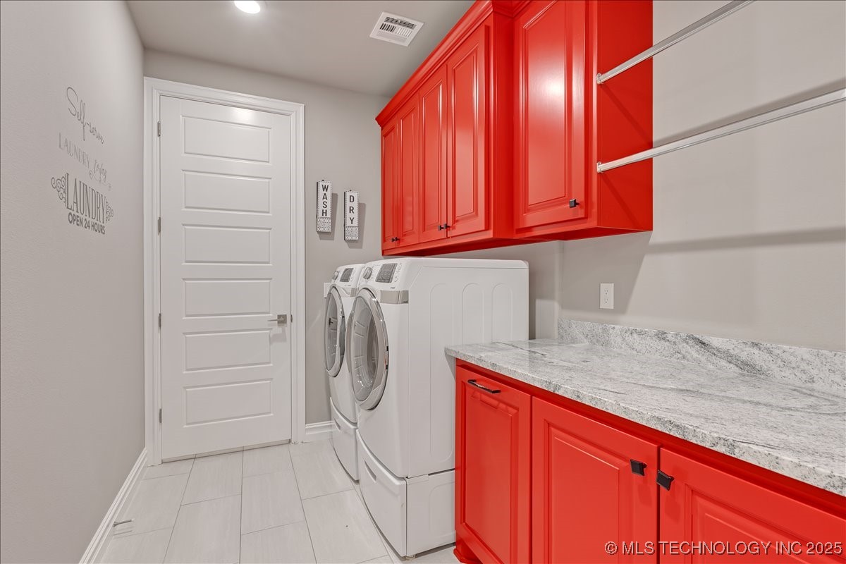 1105 W 84th Street Property Photo 44